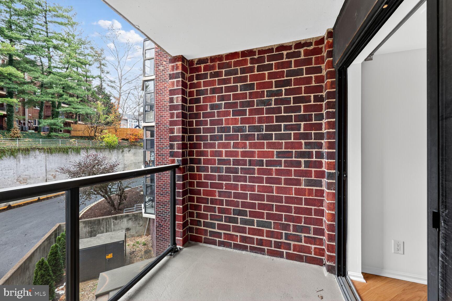 ASTORIA CONDOMINIUM - Residential