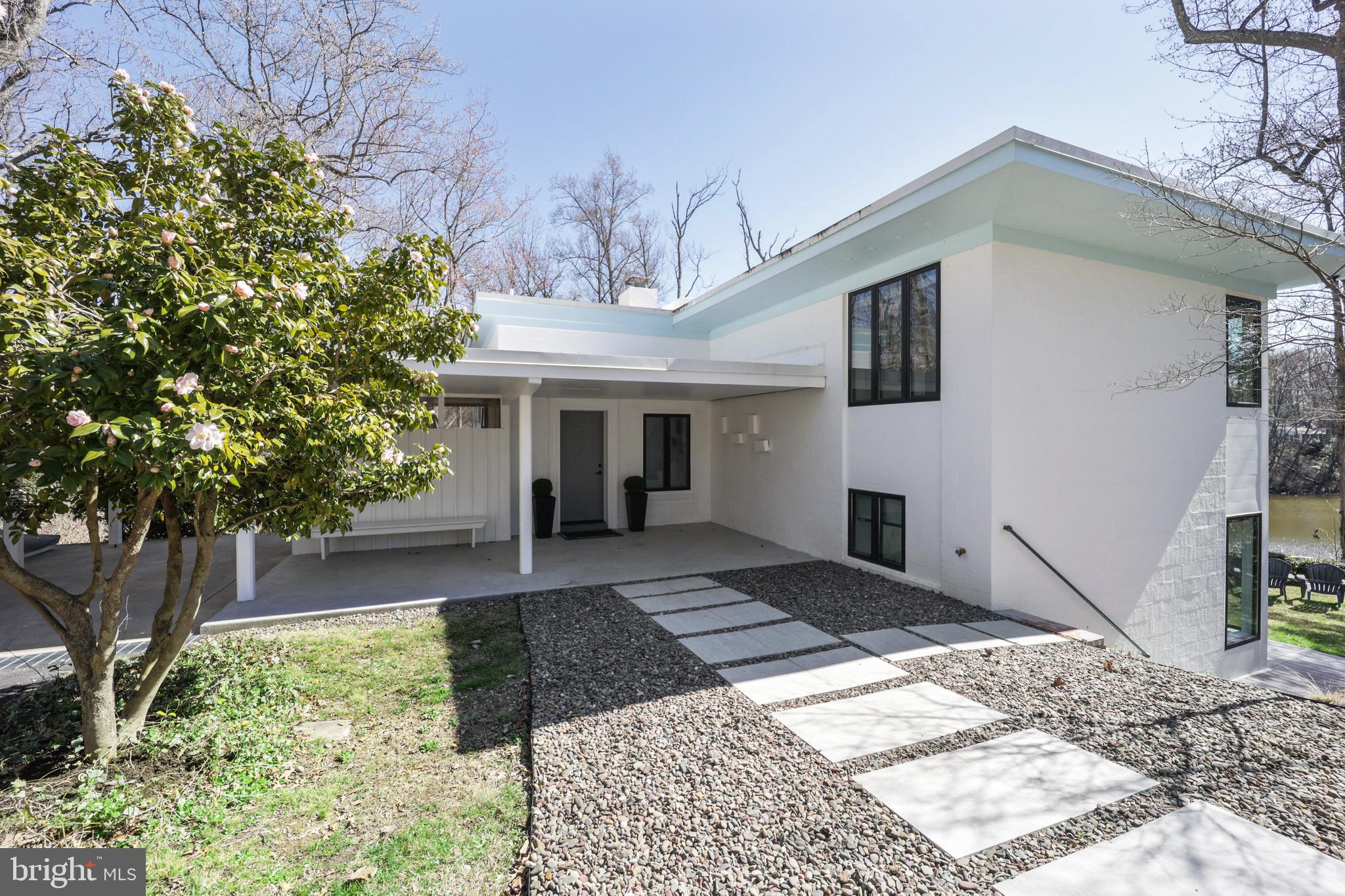 GIBSON ISLAND - Residential