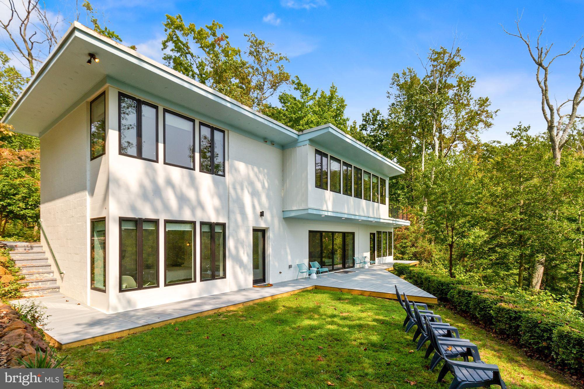 GIBSON ISLAND - Residential