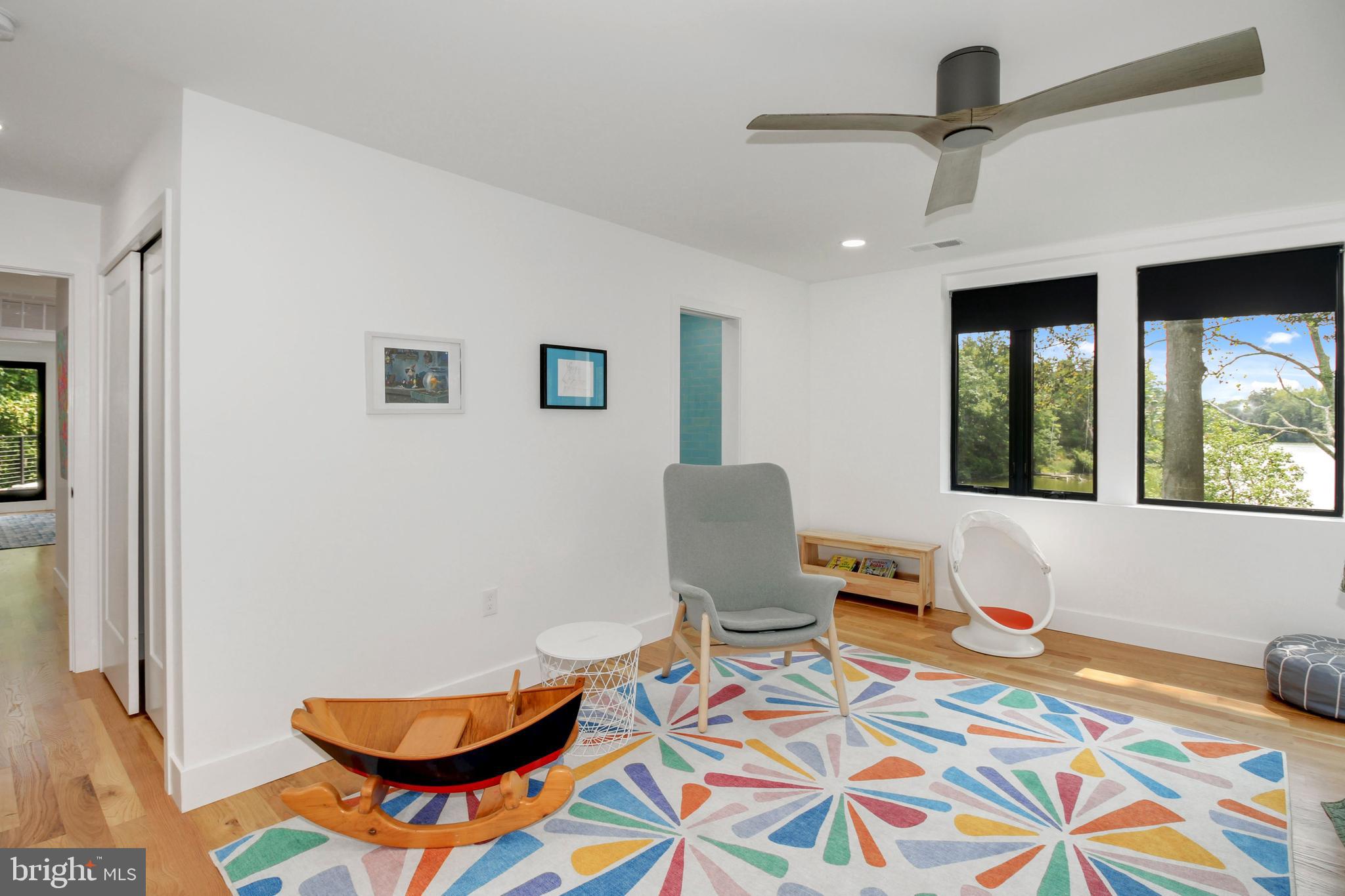 GIBSON ISLAND - Residential