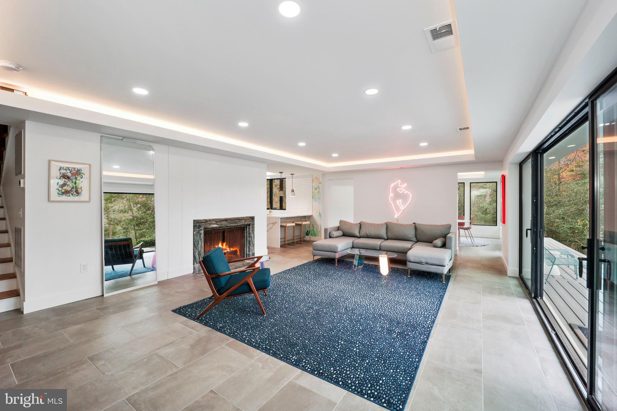 GIBSON ISLAND - Residential