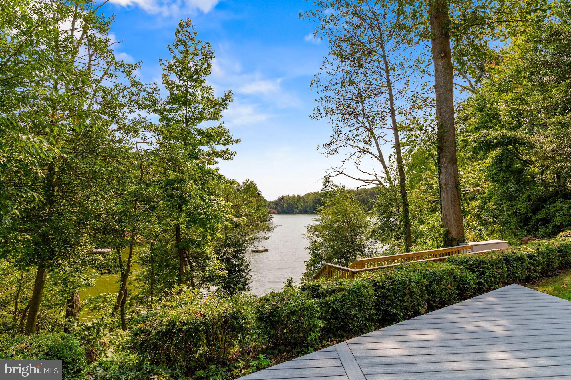 GIBSON ISLAND - Residential