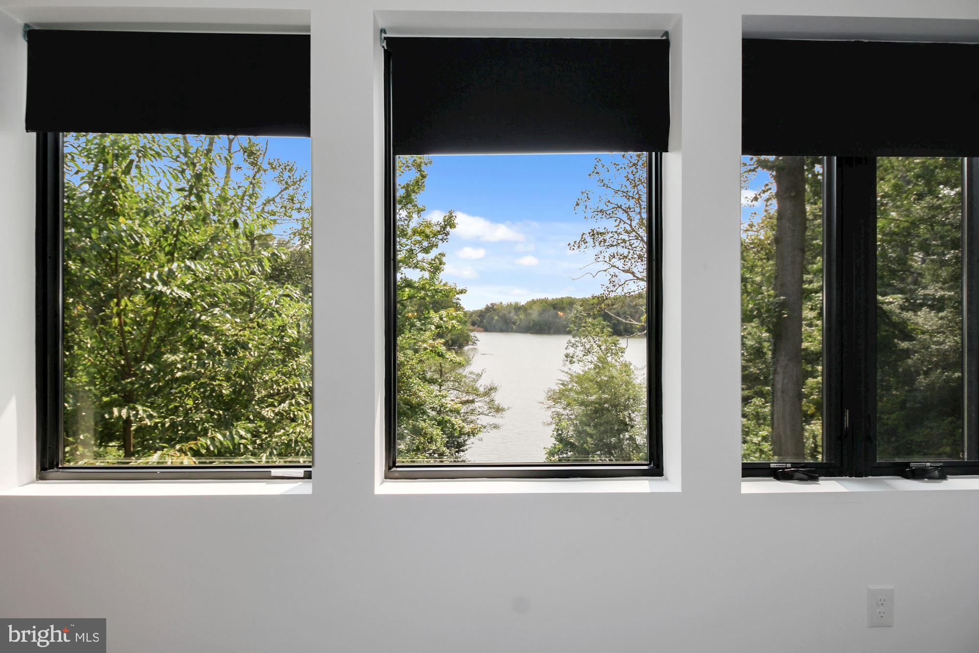 GIBSON ISLAND - Residential