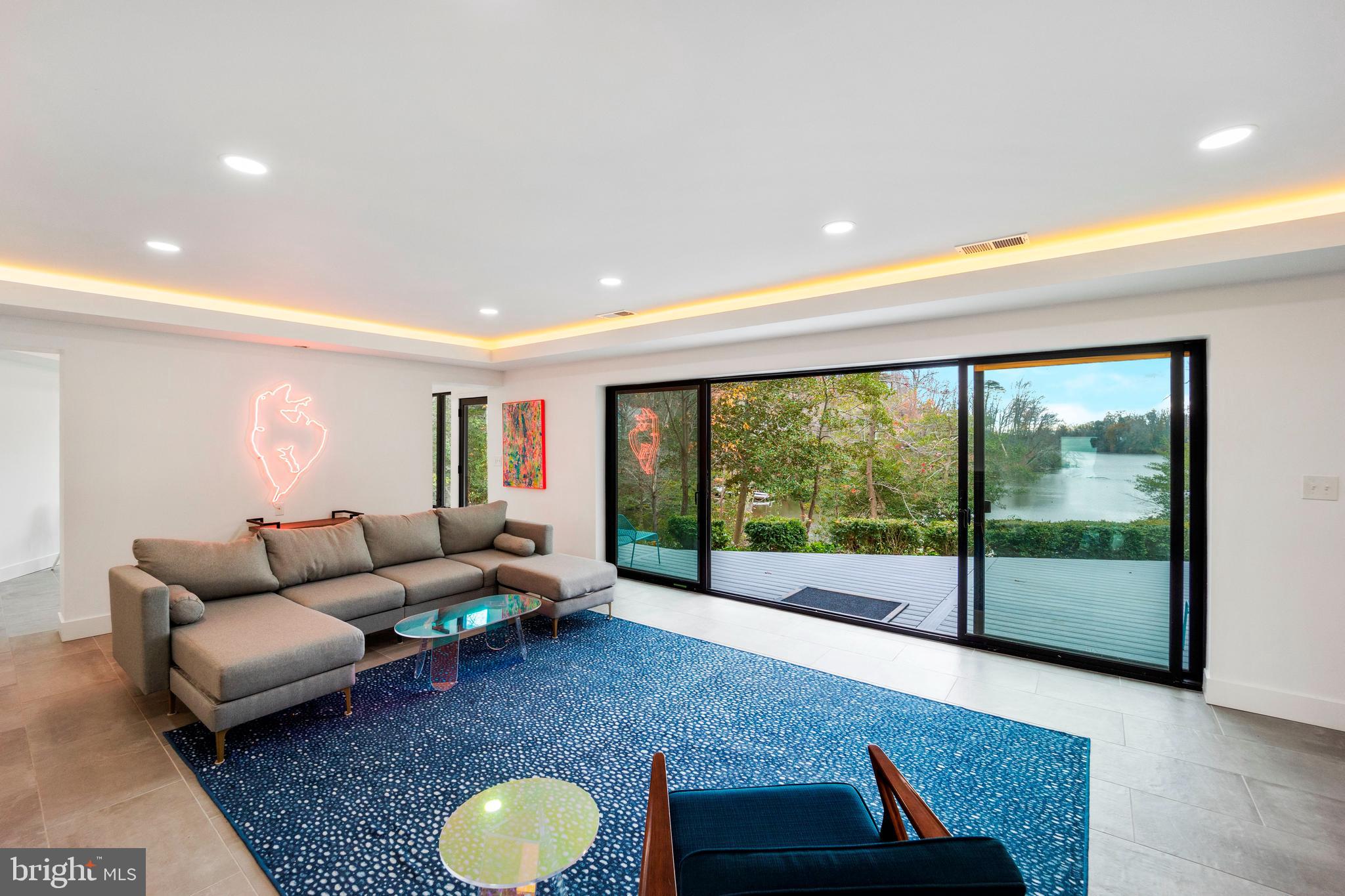 GIBSON ISLAND - Residential