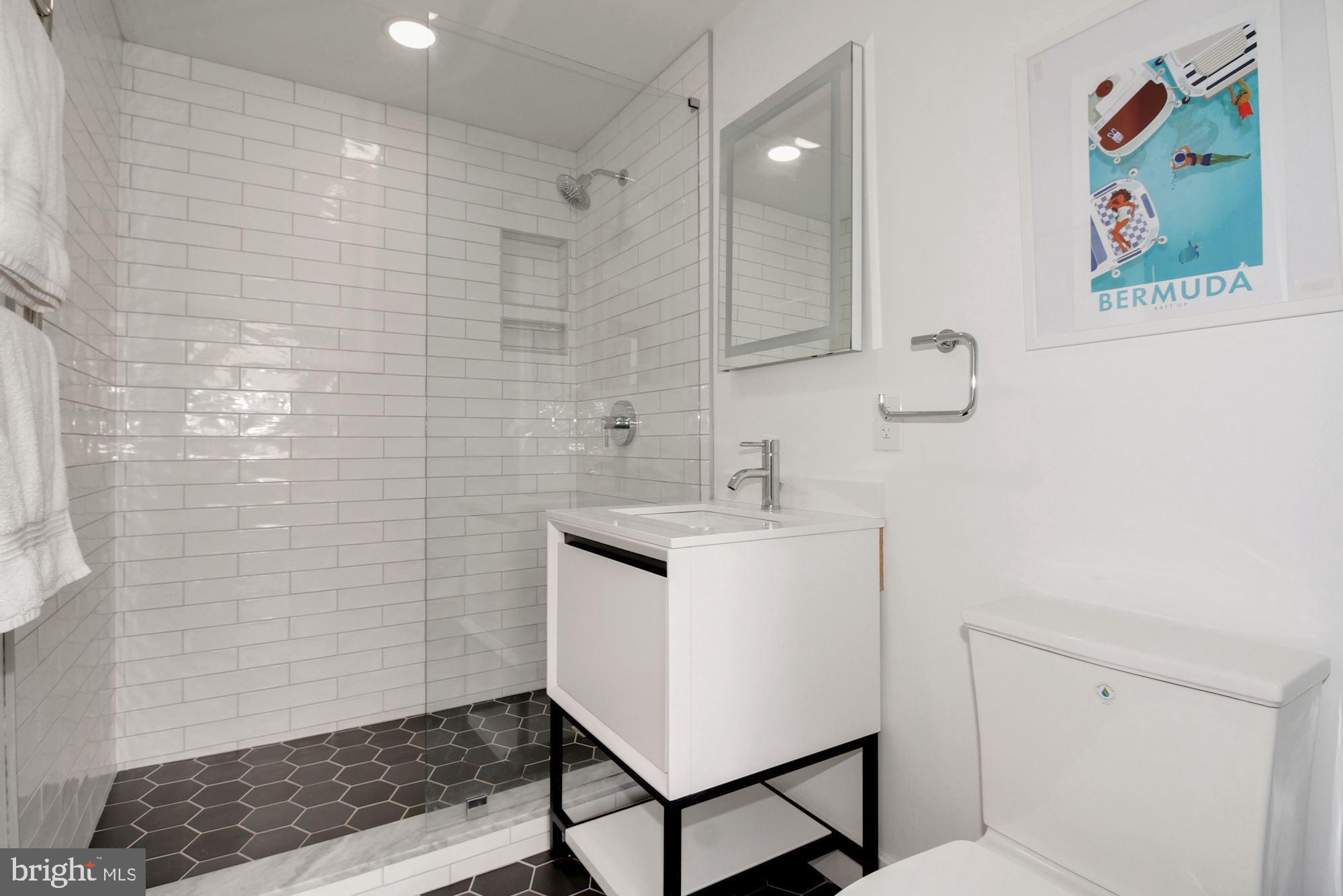 GIBSON ISLAND - Residential