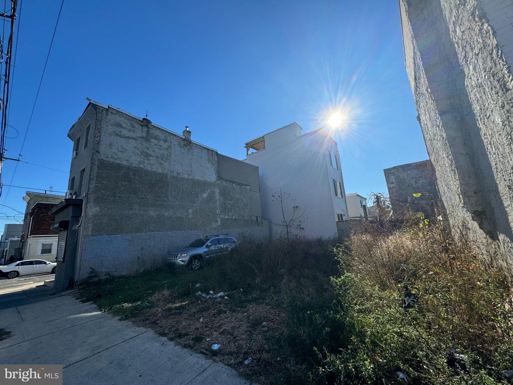 Photo of 402 Diamond Street, PHILADELPHIA, PA 19122 (MLS # PAPH2565940)
