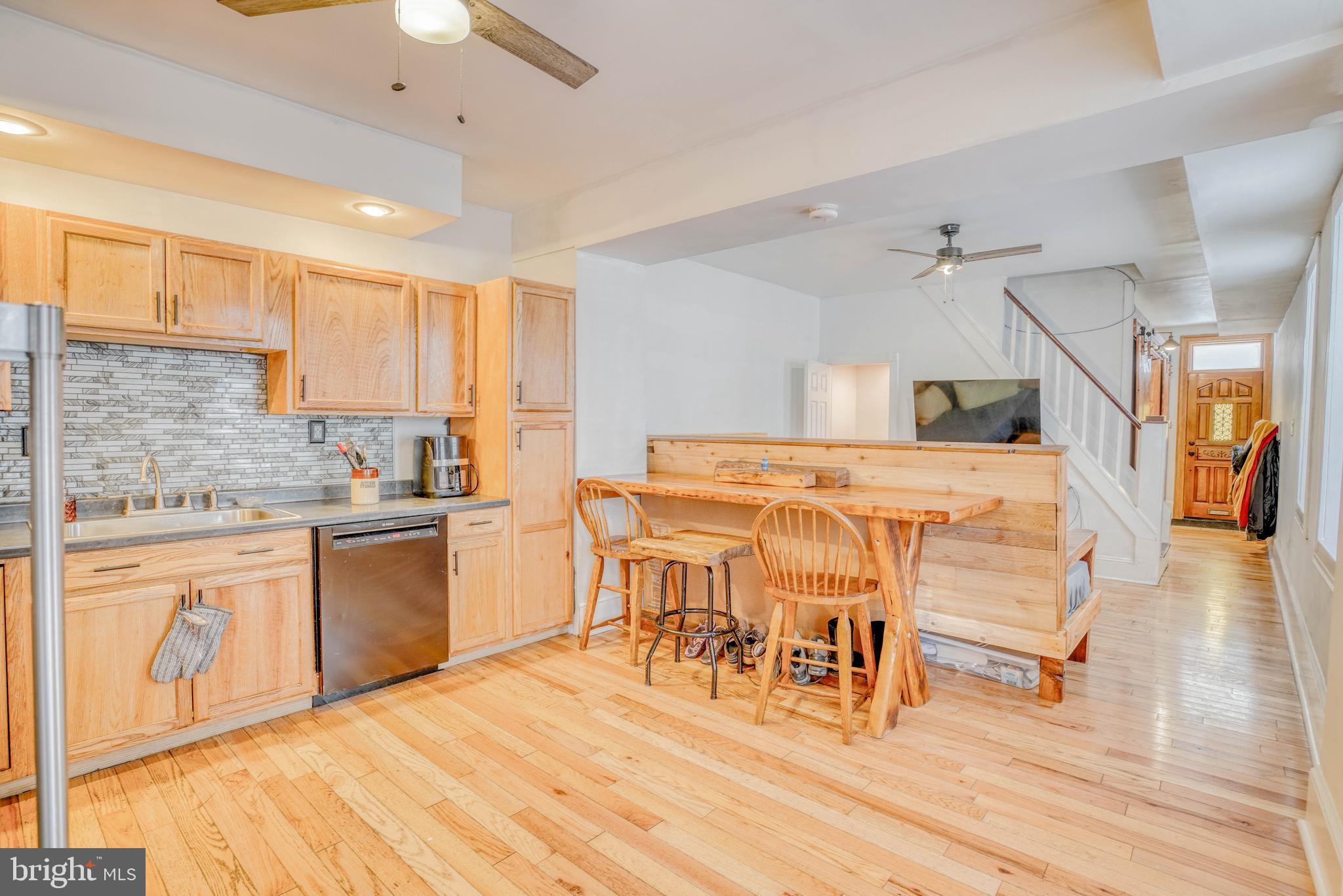 BRIDESBURG - Residential