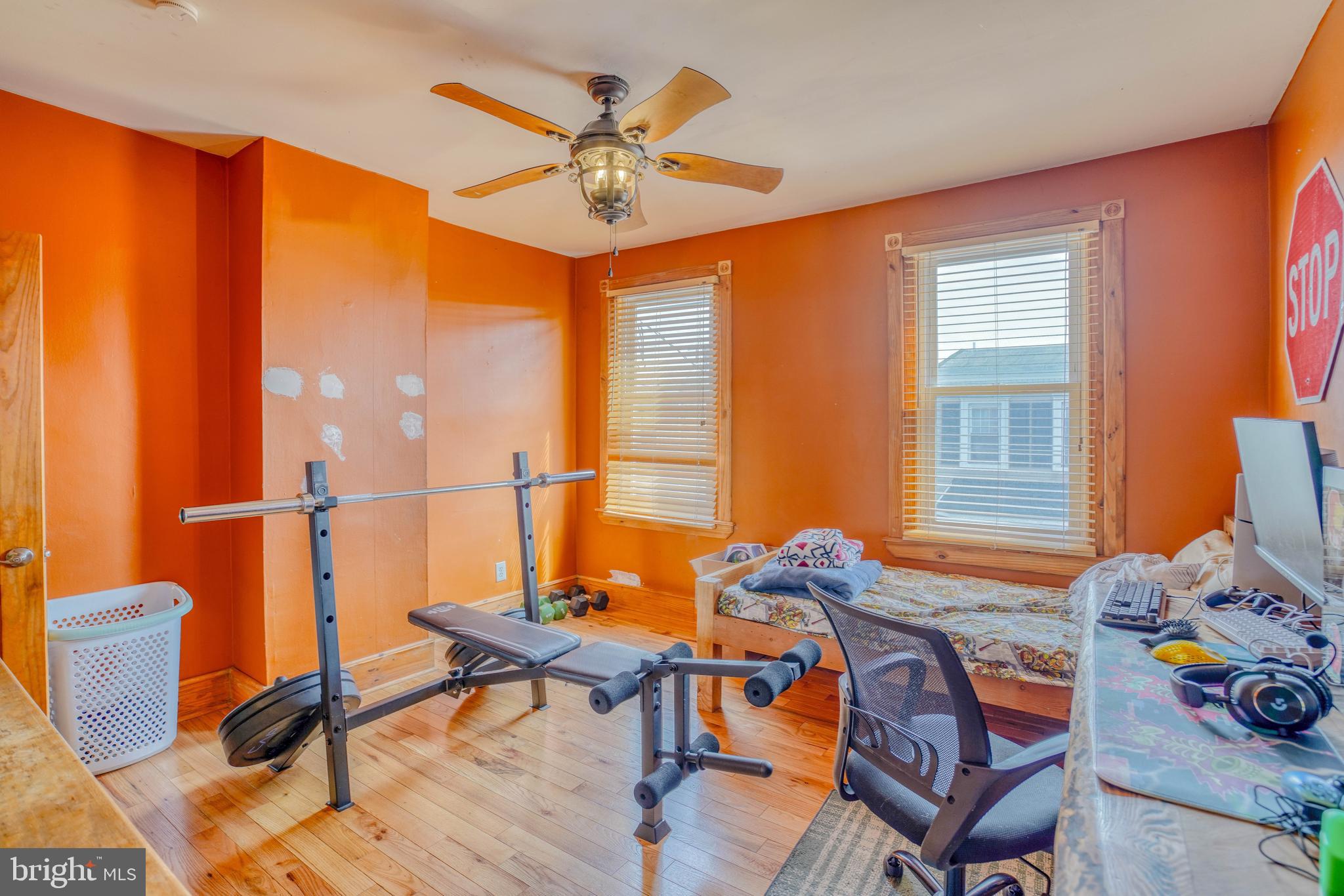 BRIDESBURG - Residential