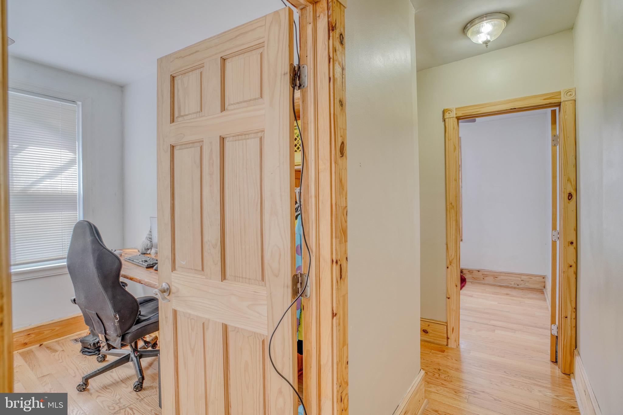 BRIDESBURG - Residential