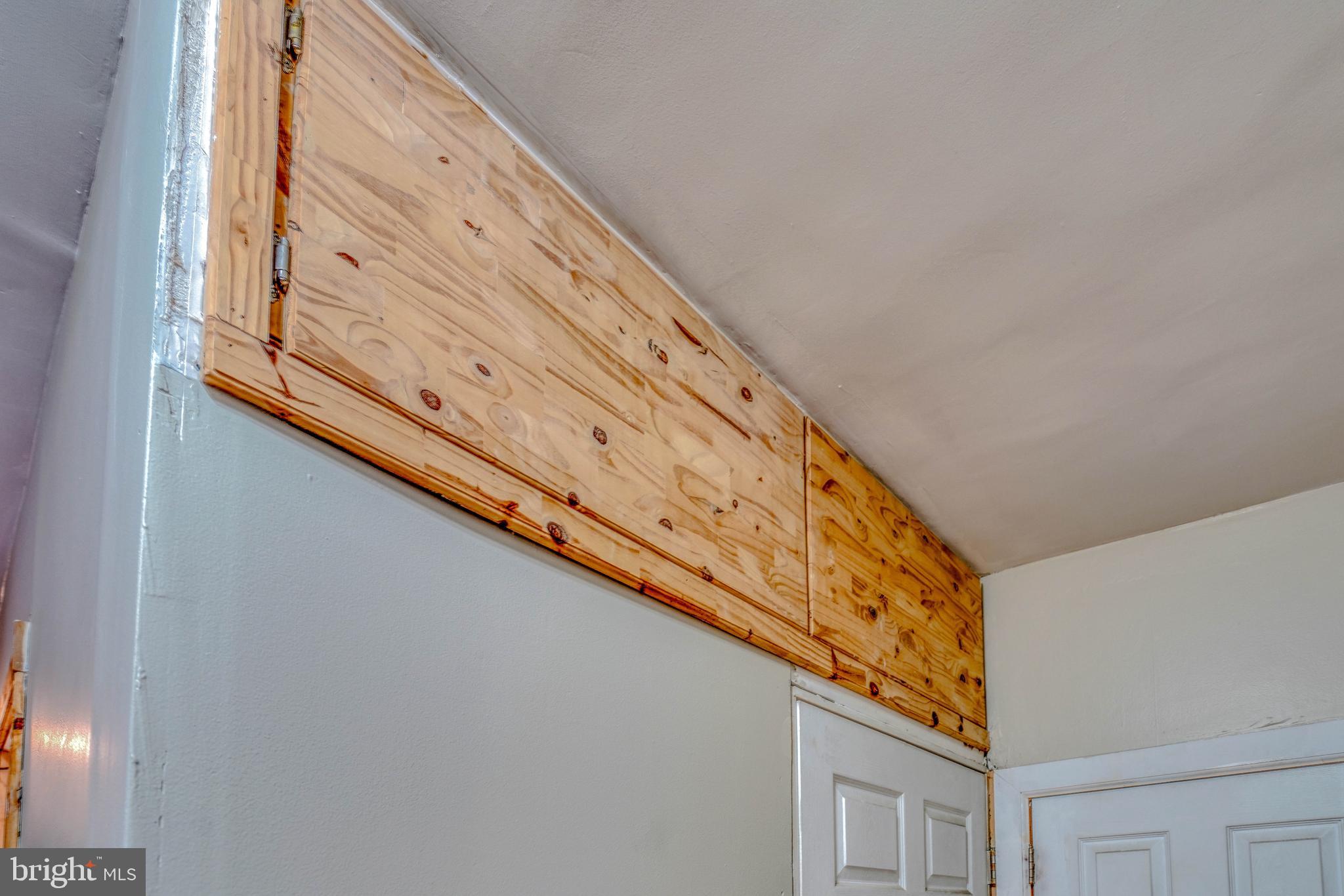 BRIDESBURG - Residential