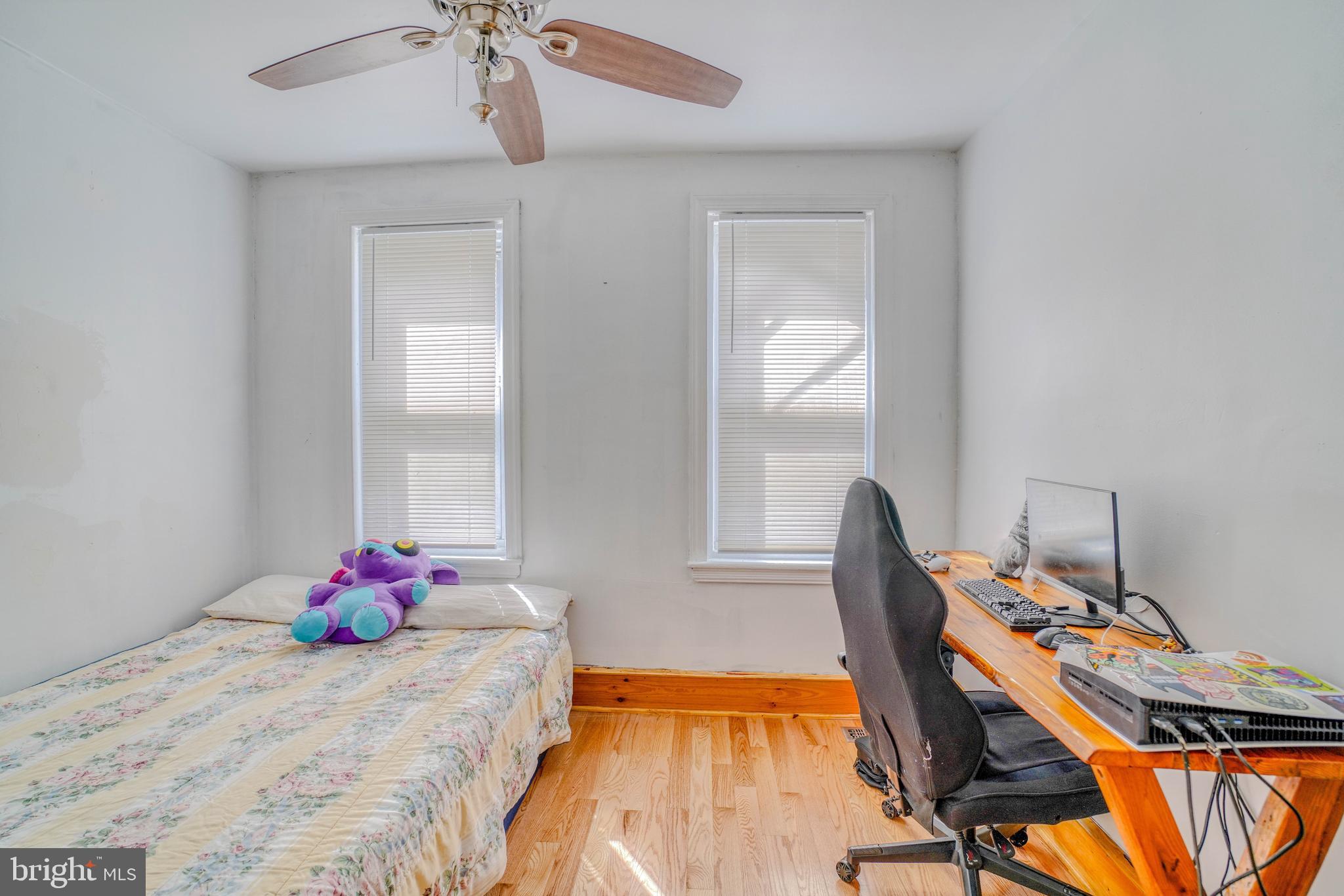 BRIDESBURG - Residential