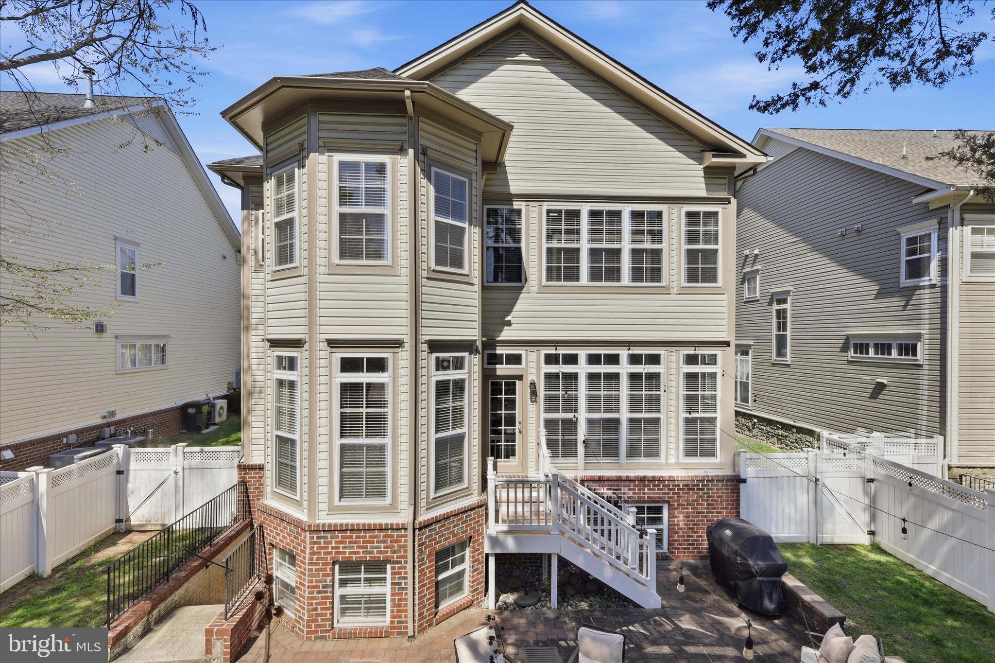 BRAMBLETON - Residential