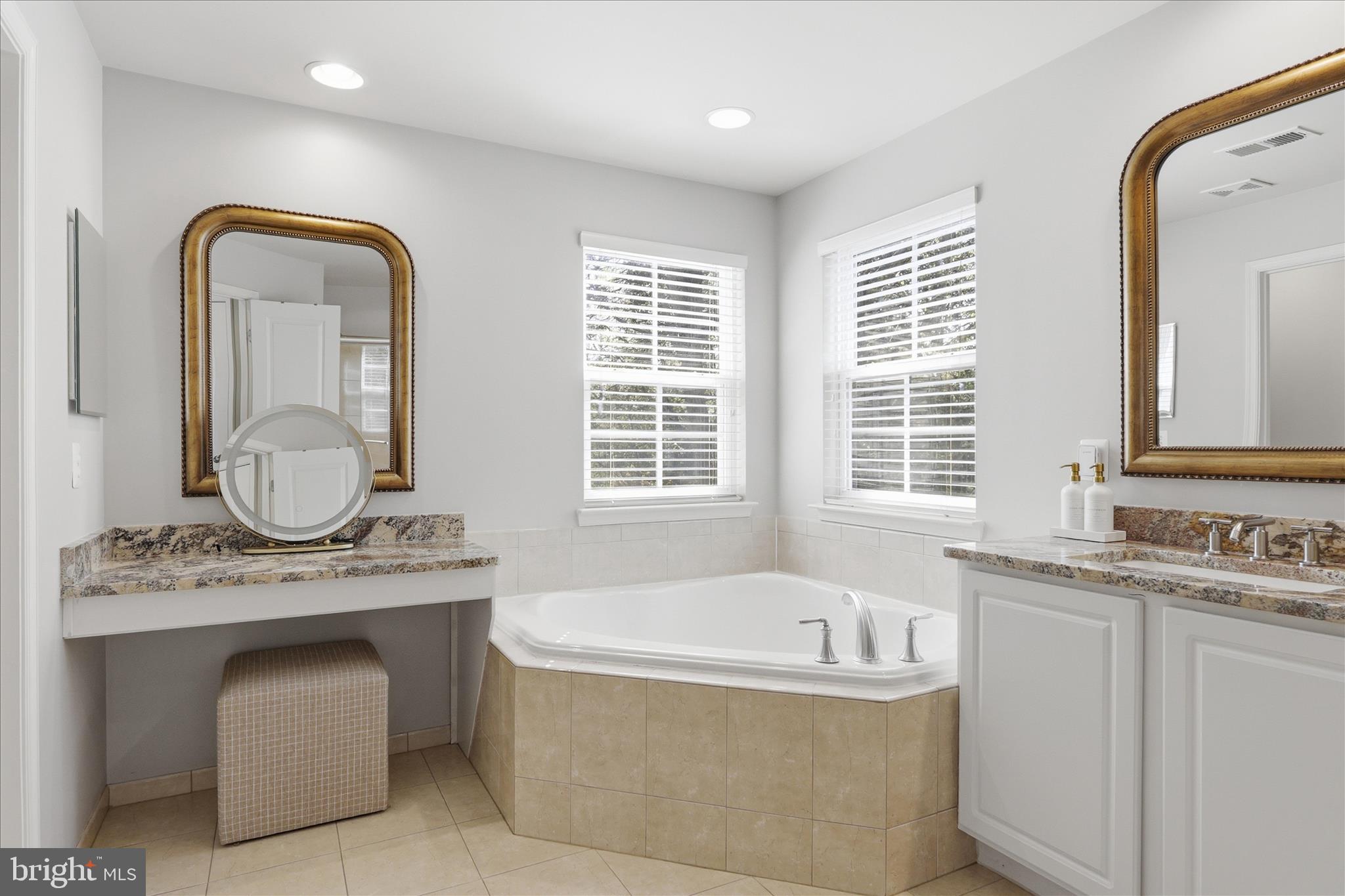 BRAMBLETON - Residential