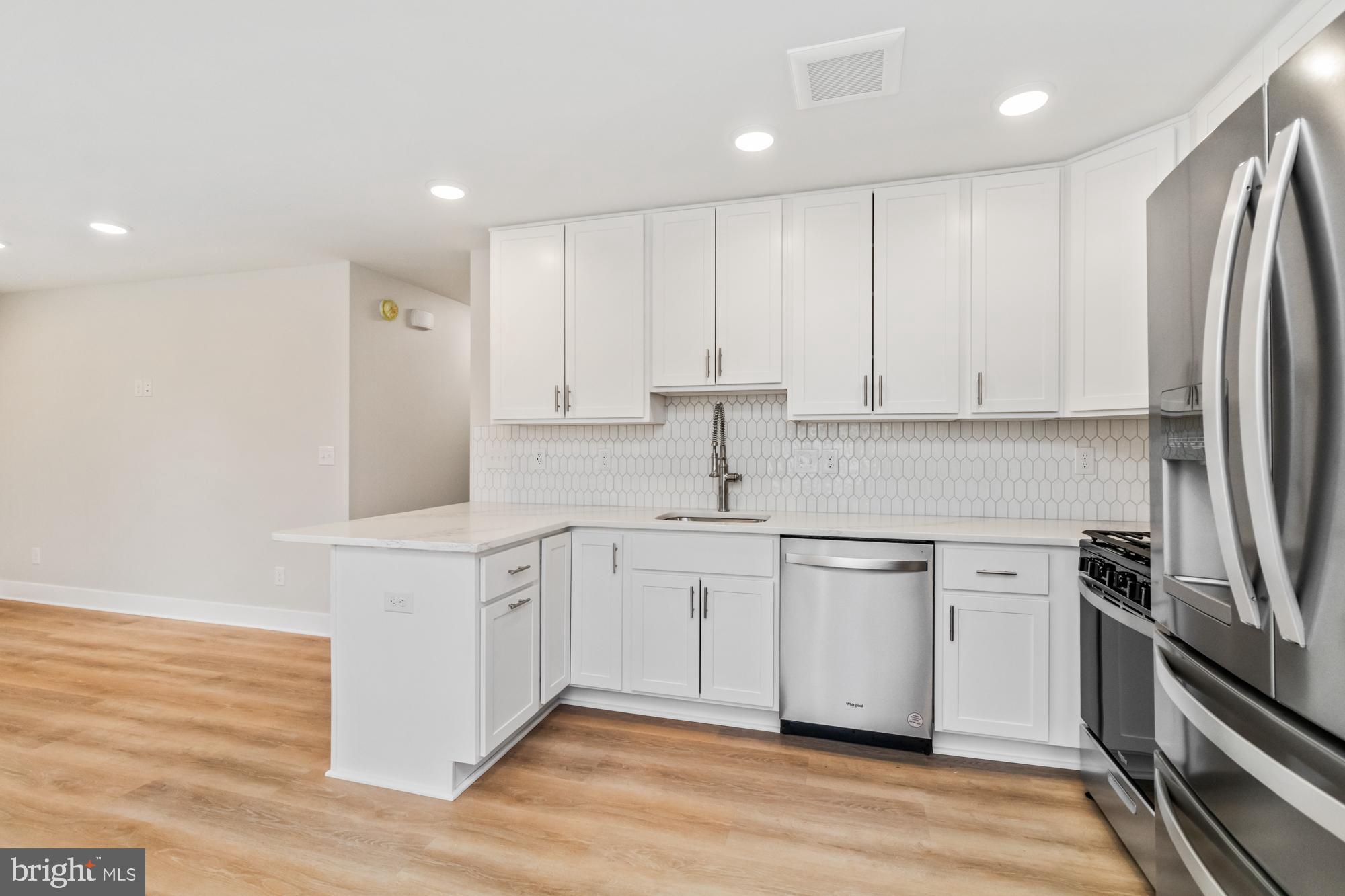 NORTH DEEN - Residential