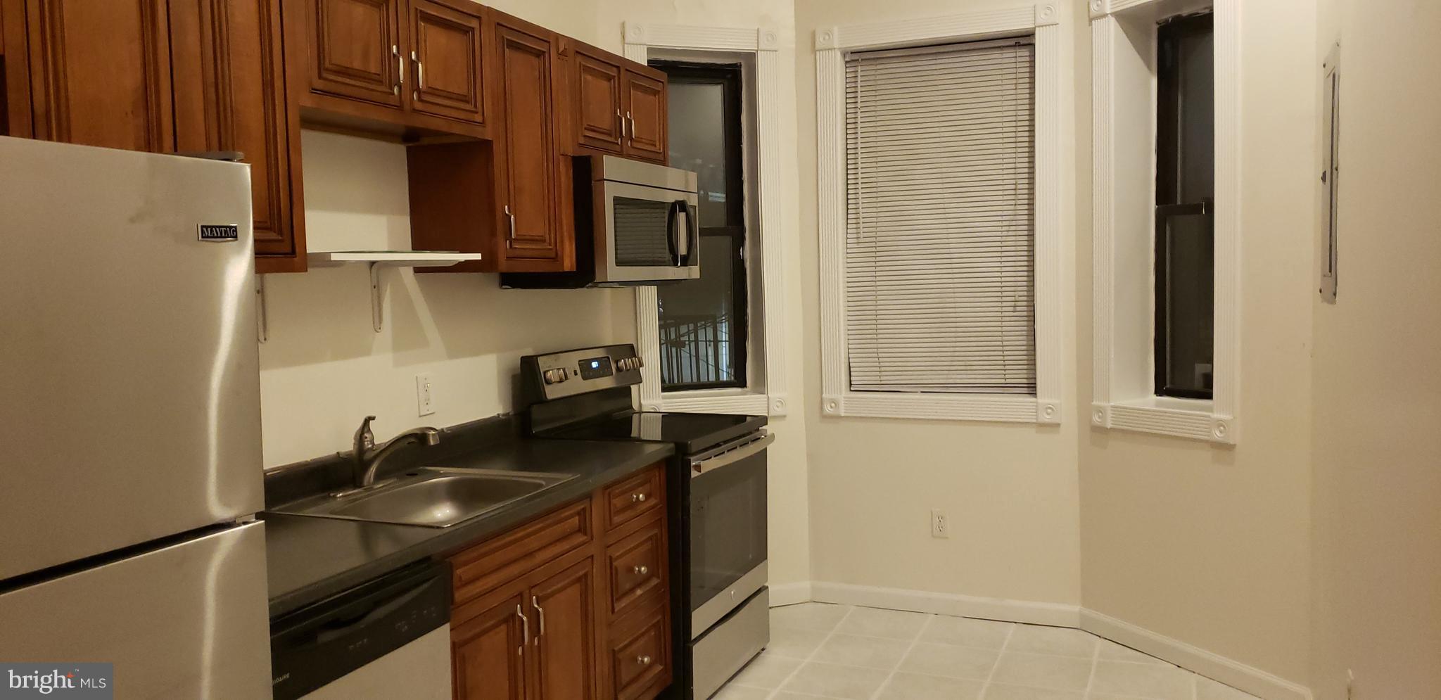 CHARLES VILLAGE - Residential Lease