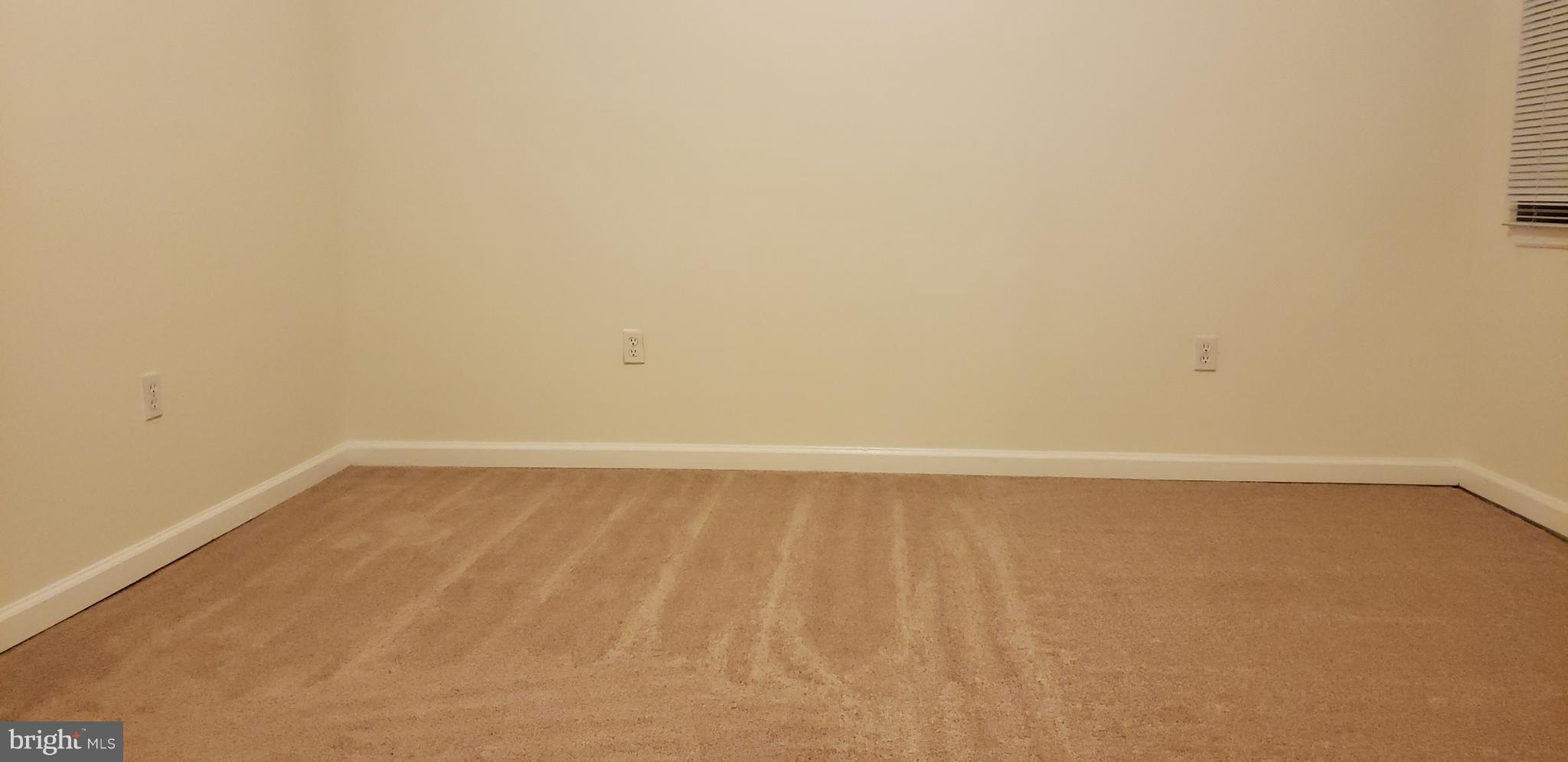 CHARLES VILLAGE - Residential Lease