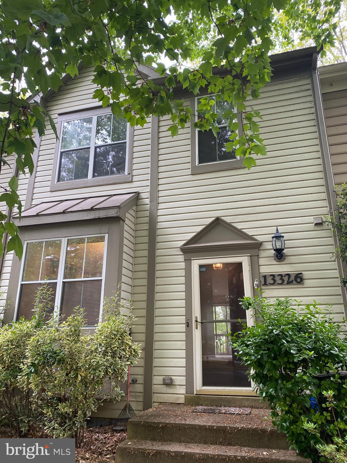 CHURCHILL TOWN SECTOR - Residential Lease