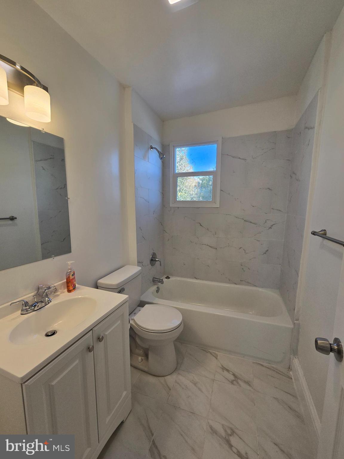 MANAYUNK - Residential Lease