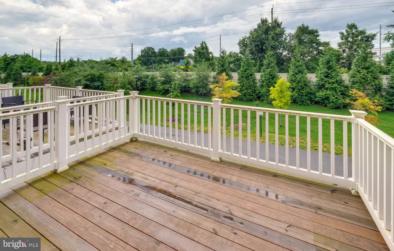 CAPITAL COURT - Residential Lease