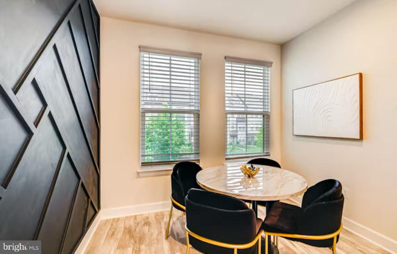 CAPITAL COURT - Residential Lease