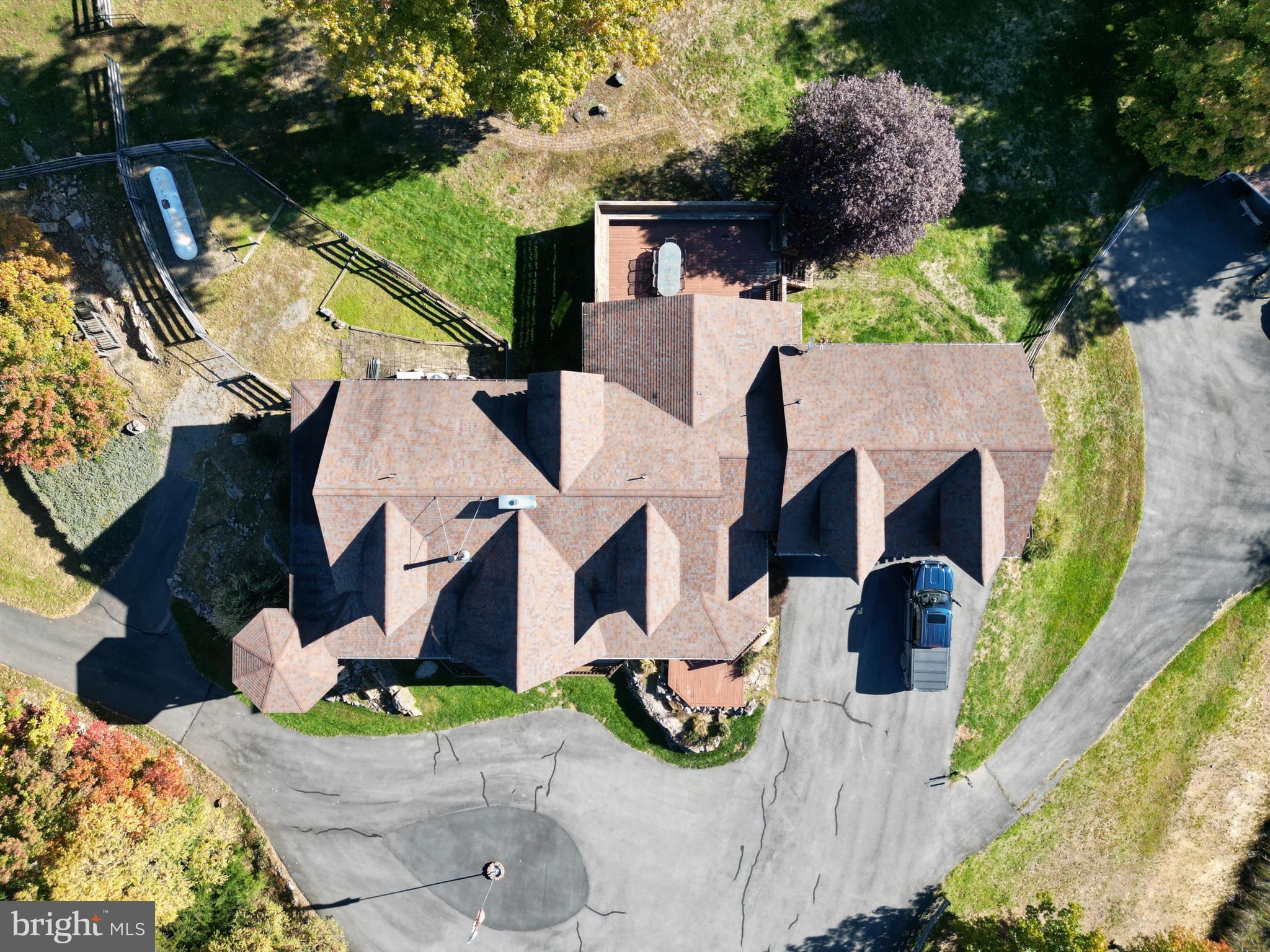 ASHTON WOODS PROPERTY OWNERS ASSOCIATION - Residential