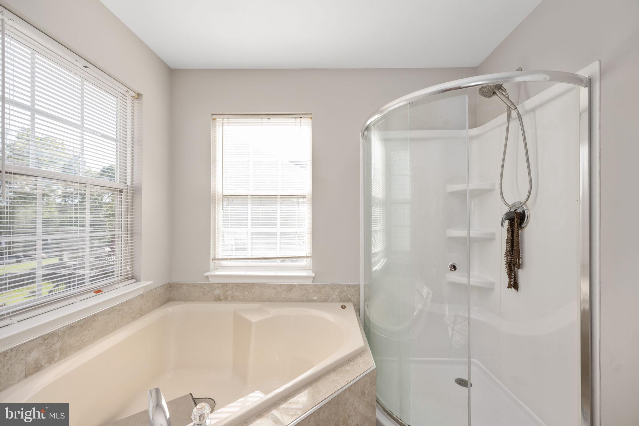 APPLE GROVE - Residential