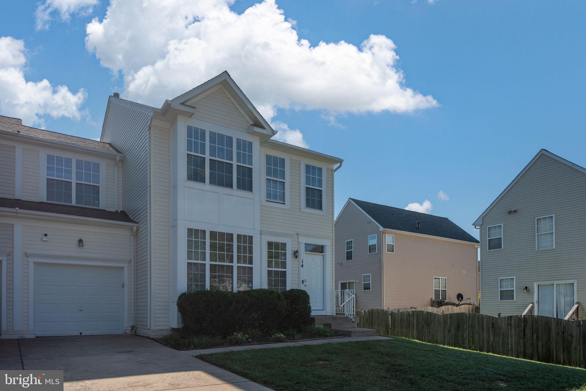 APPLE GROVE - Residential