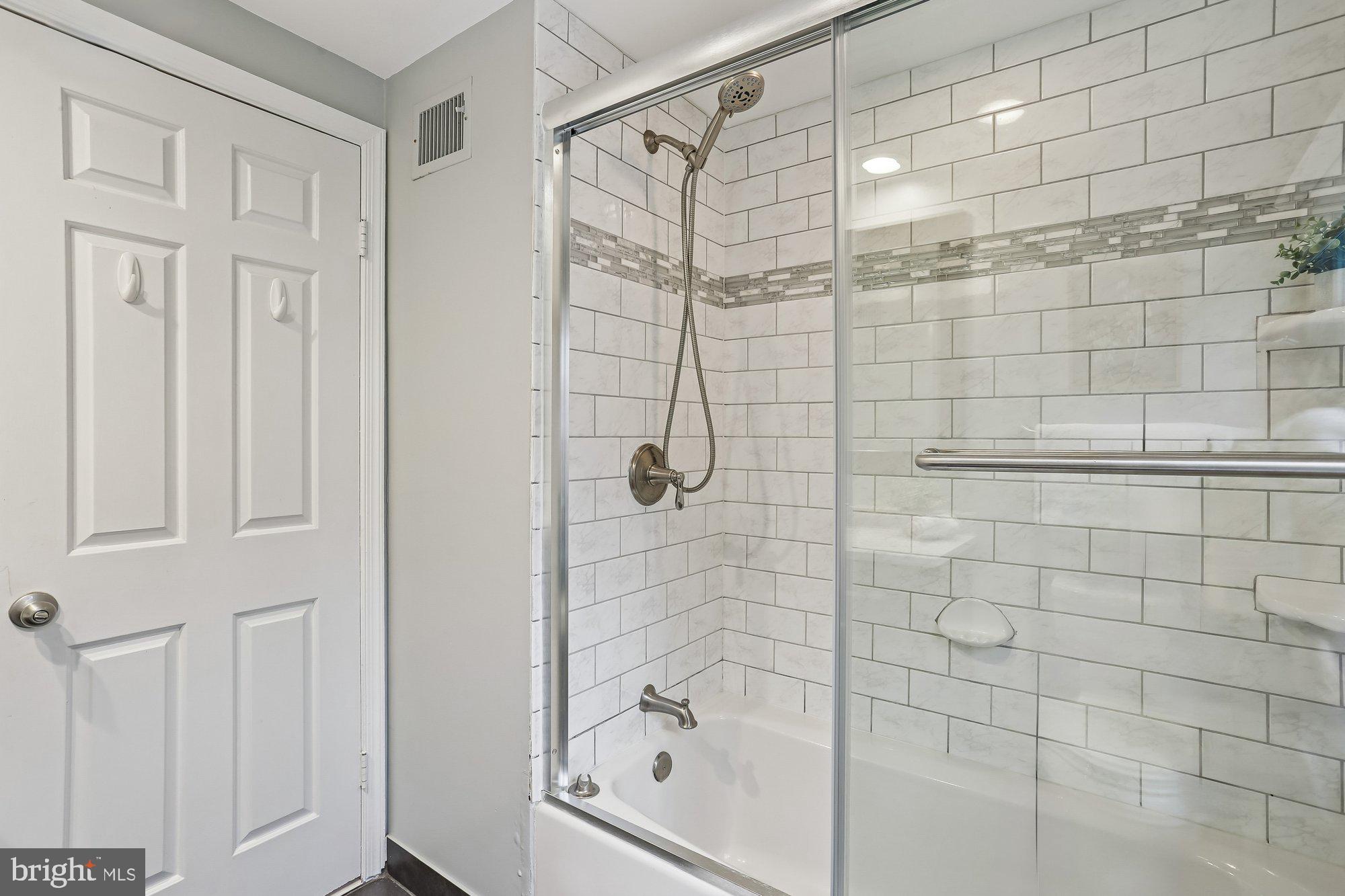 FOX HILLS WEST - Residential