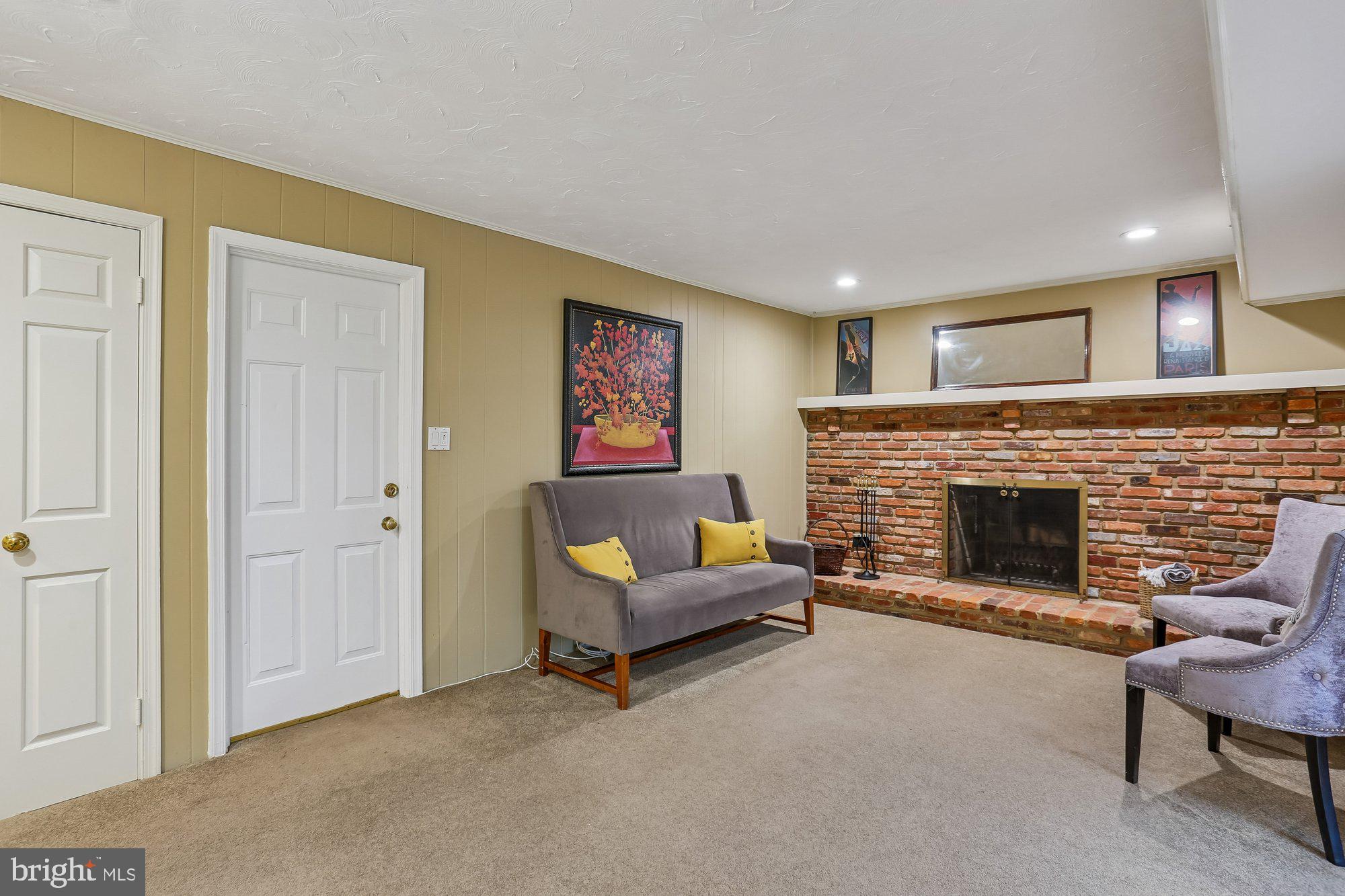 FOX HILLS WEST - Residential