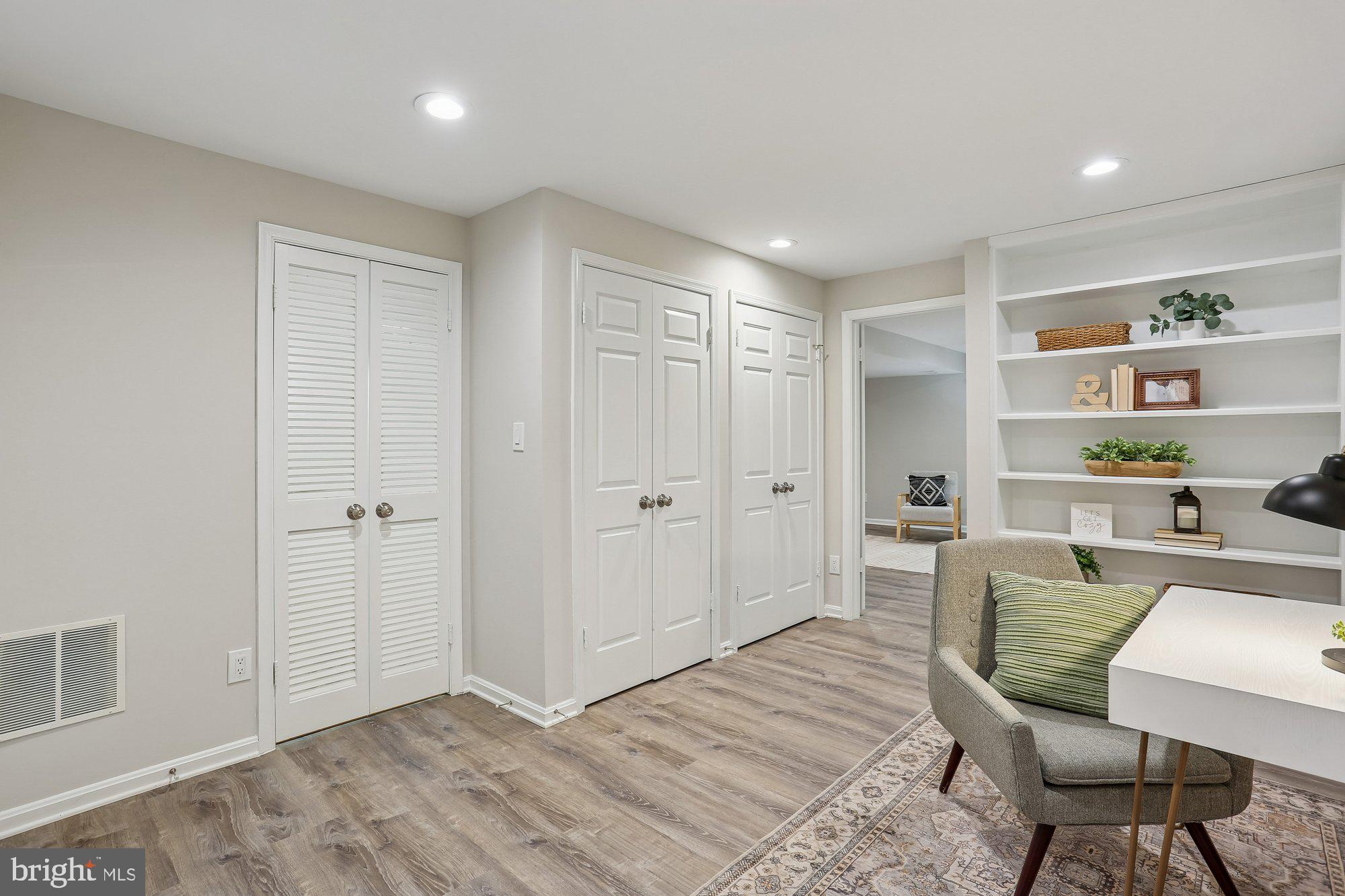 FOX HILLS WEST - Residential