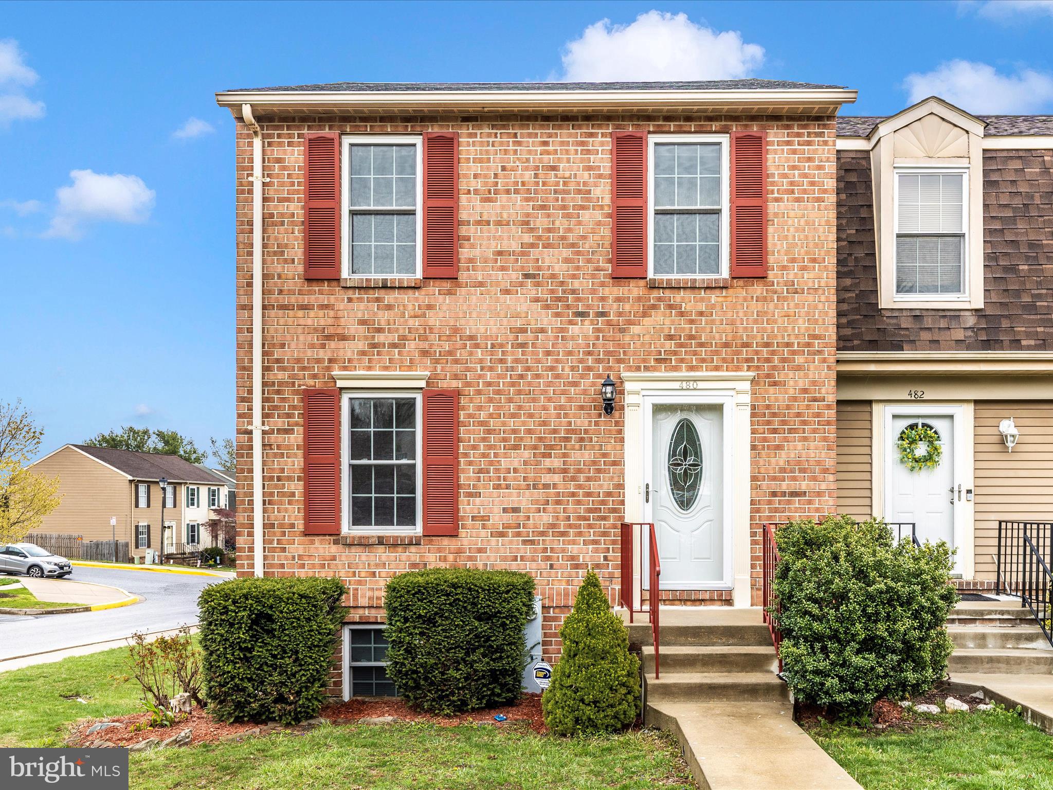 The property at 480 Antero Drive, Westminster, MD 21157 is a well-maintained end-unit townhouse located in the Carroll Meadows community. Built in 1988, this two-story home offers 3 bedrooms and 2.5 bathrooms across approximately 1,469 square feet of living space
The home features a finished basement with a full bathroom, providing additional living space. The backyard is spacious, making it ideal for outdoor activities and entertaining. The property is situated in a neighborhood with convenient access to local amenities.