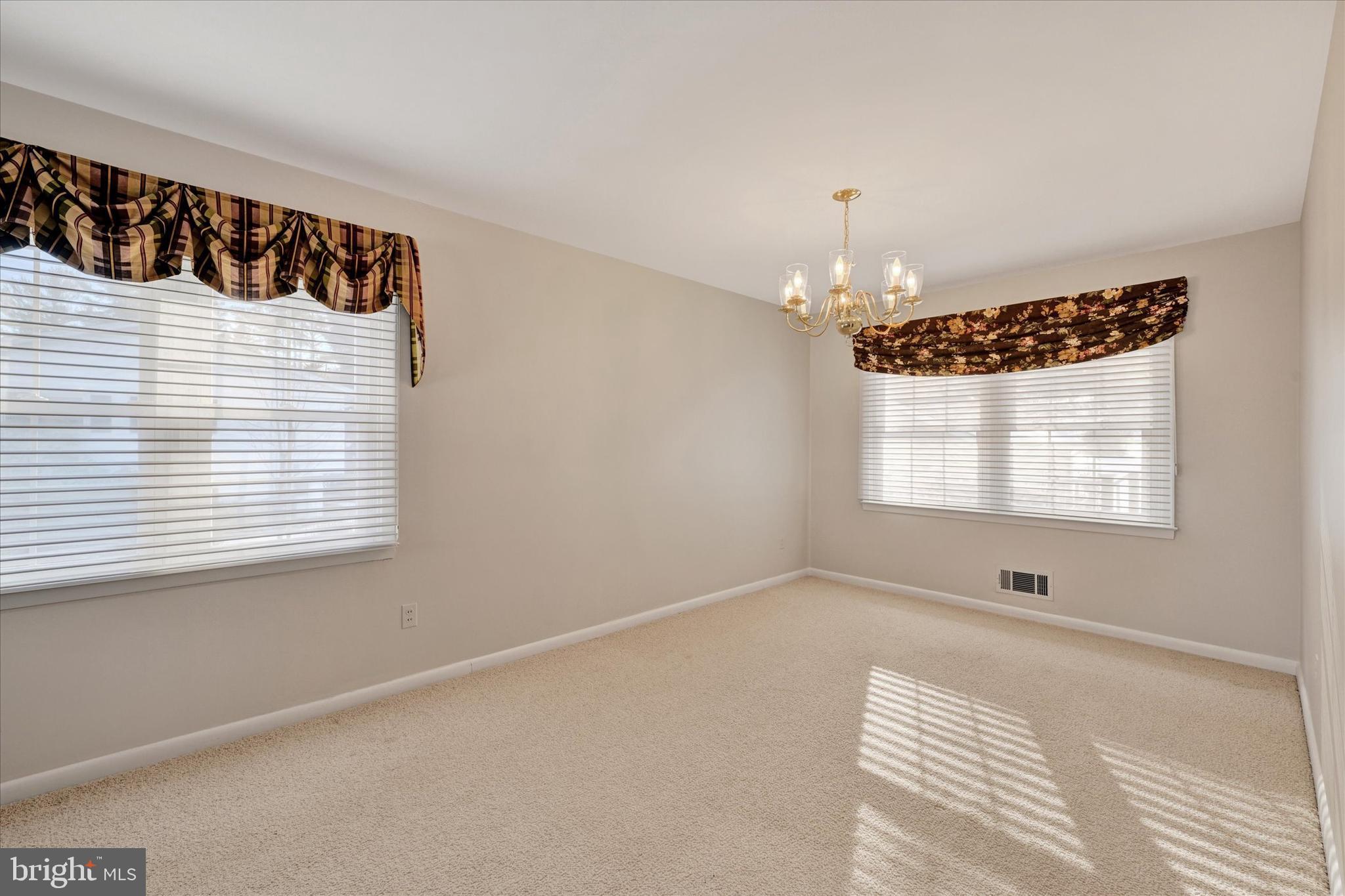 PINE VALLEY - Residential