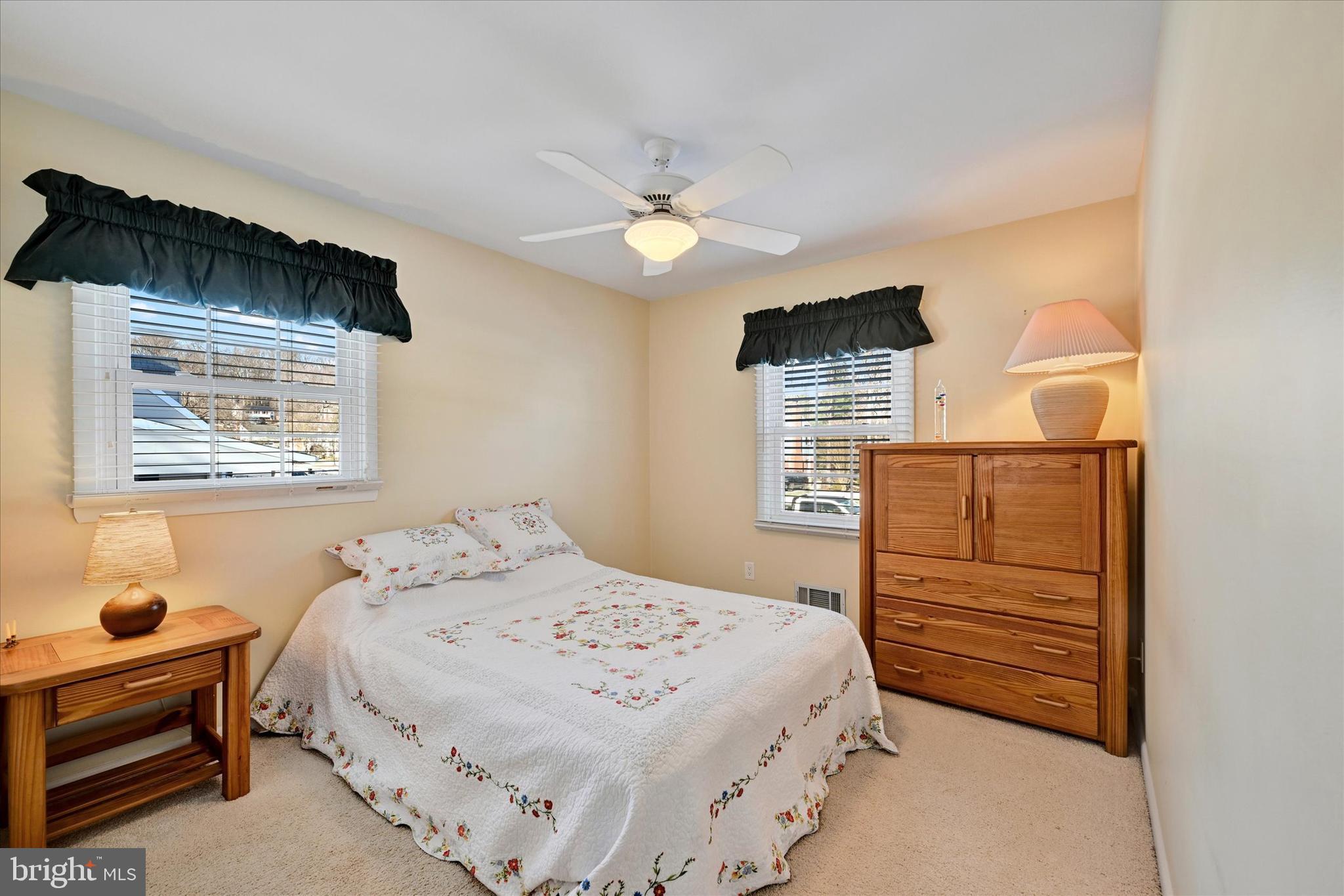 PINE VALLEY - Residential