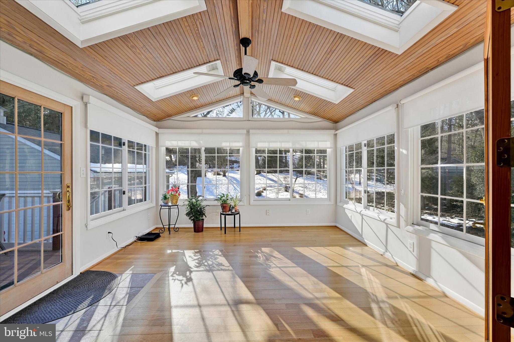 PINE VALLEY - Residential