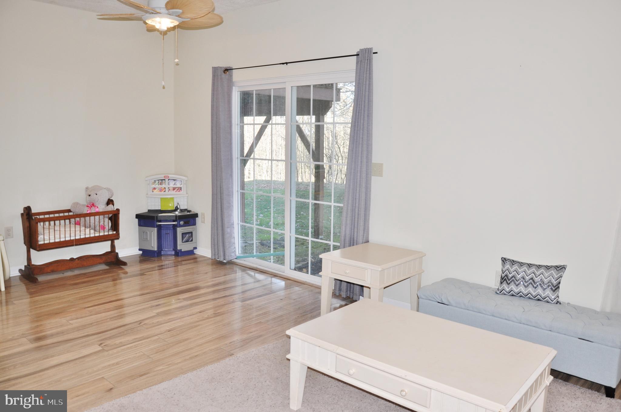 WOODCREST HILLS - Residential