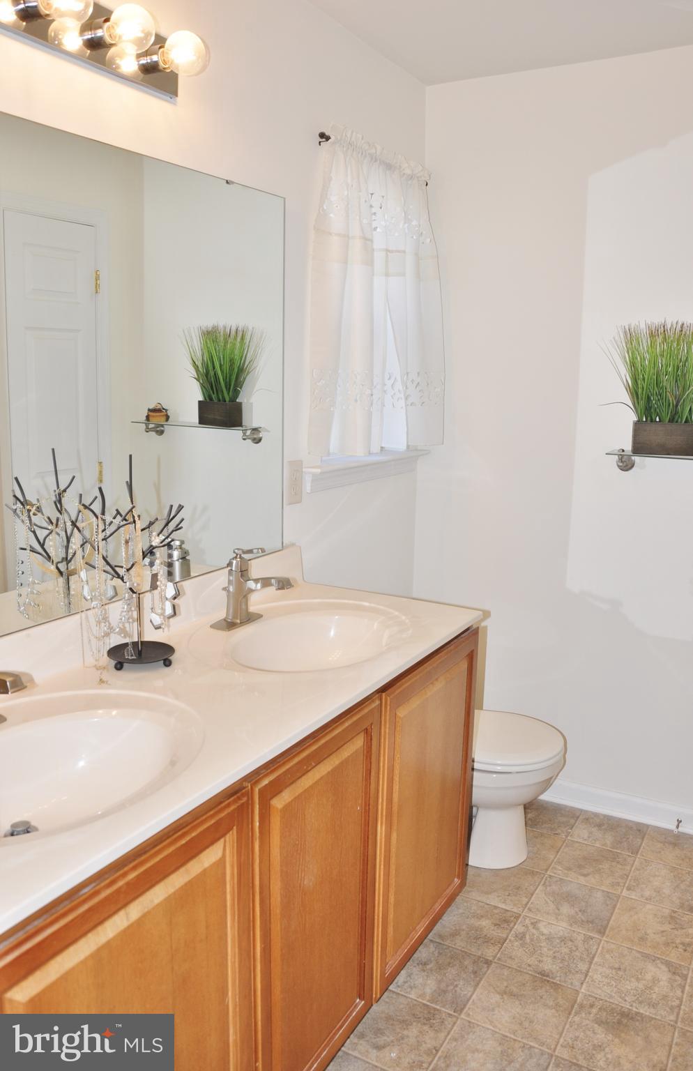 WOODCREST HILLS - Residential