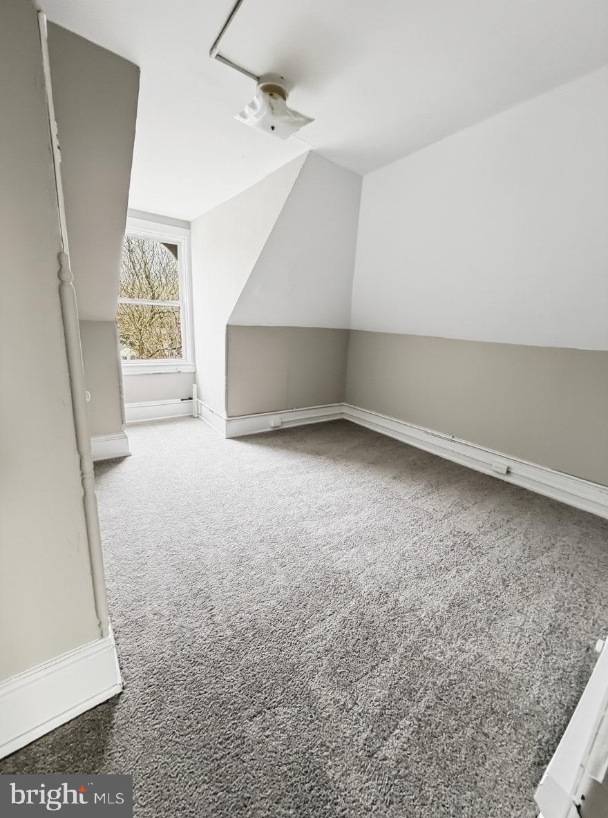 326 N BRADFORD STREET 5