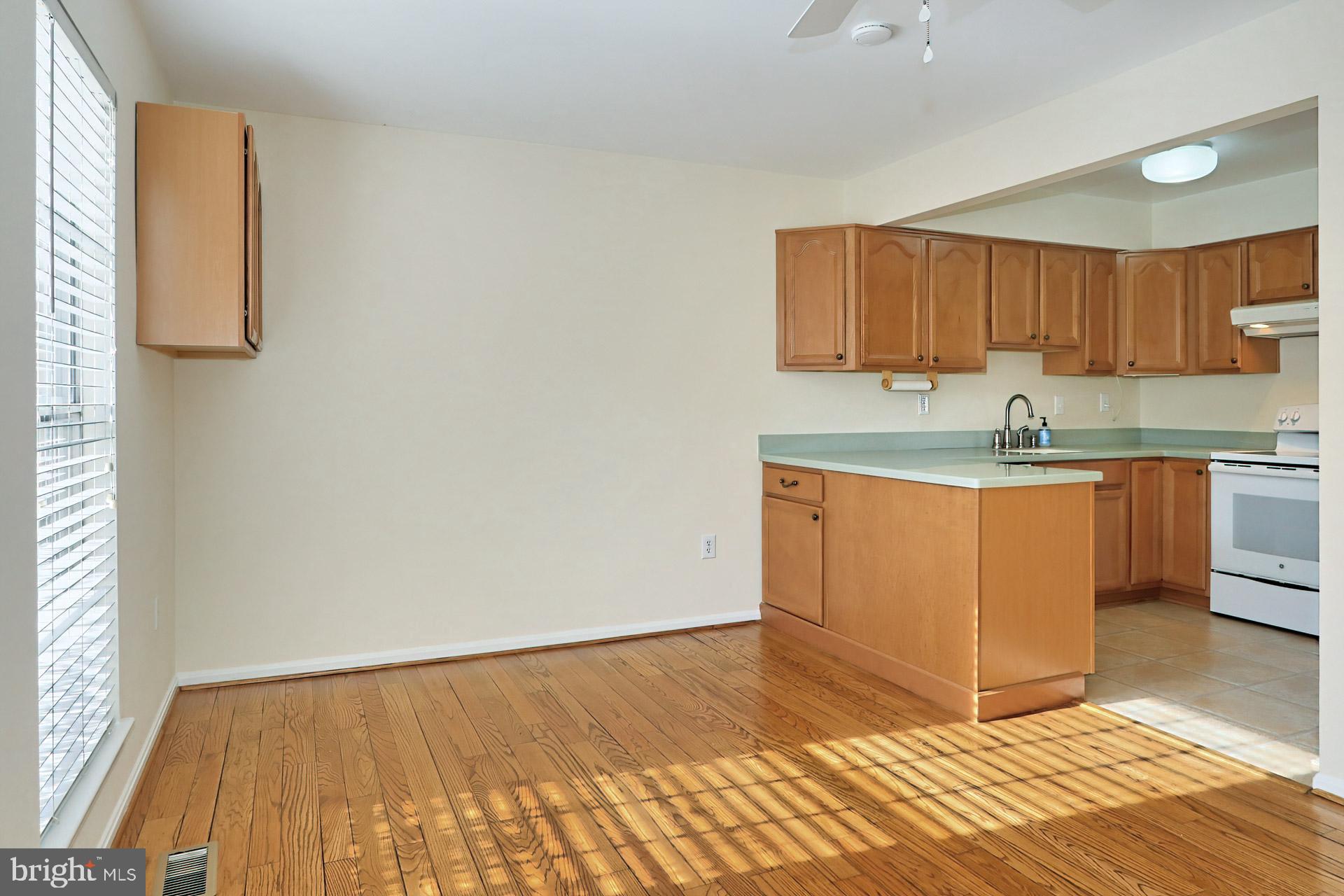 BURKE CENTRE - Residential Lease