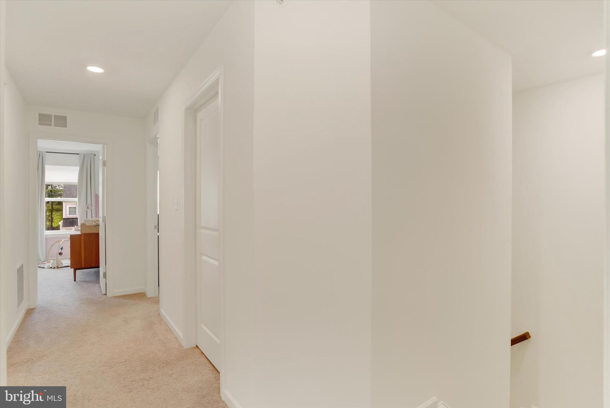 EASTVALE GROVE - Residential