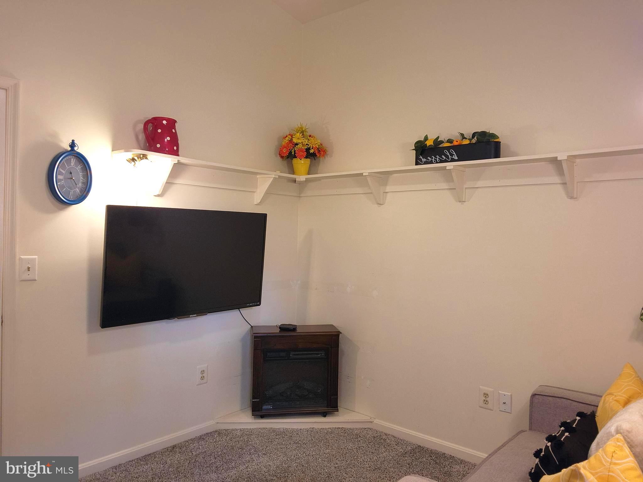 MARVIN GARDENS - Residential