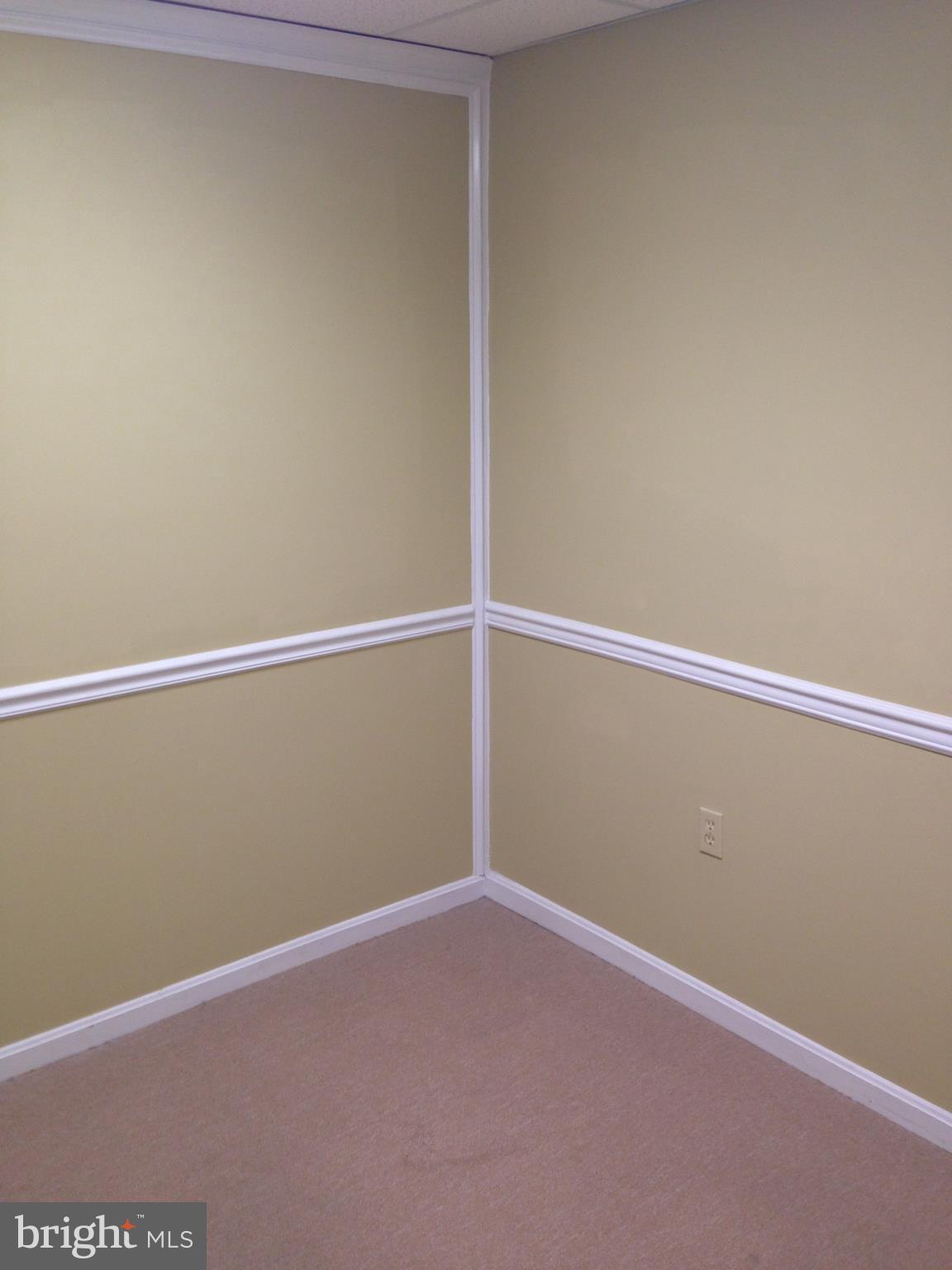 AMBER MEADOWS PROFESSIONAL BUILDING - Commercial Lease