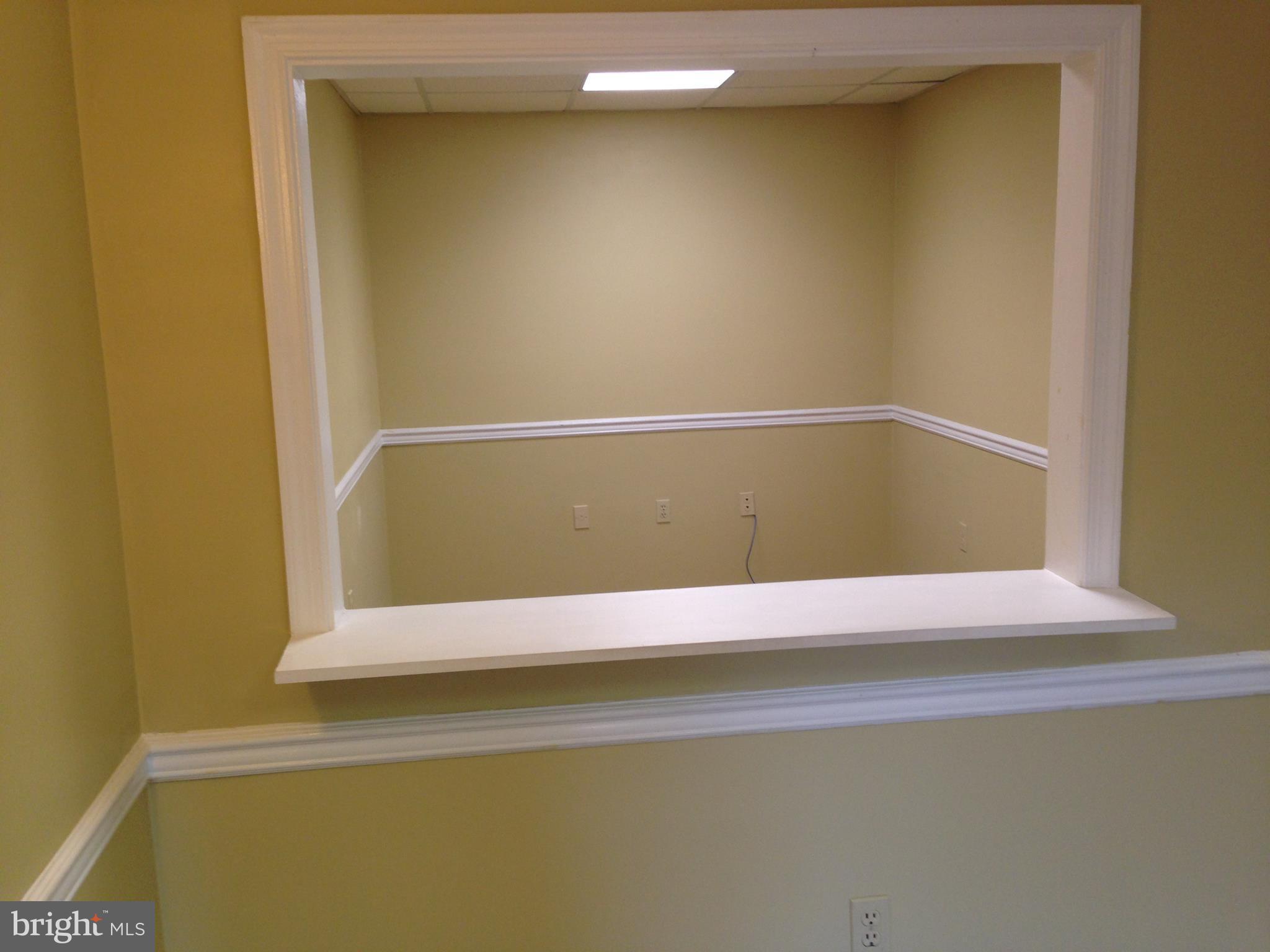 AMBER MEADOWS PROFESSIONAL BUILDING - Commercial Lease