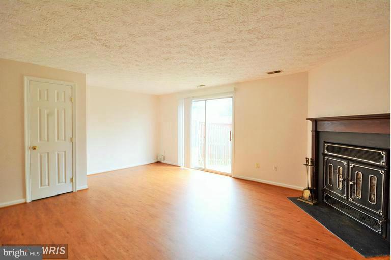 VILLA DEL REY - Residential Lease