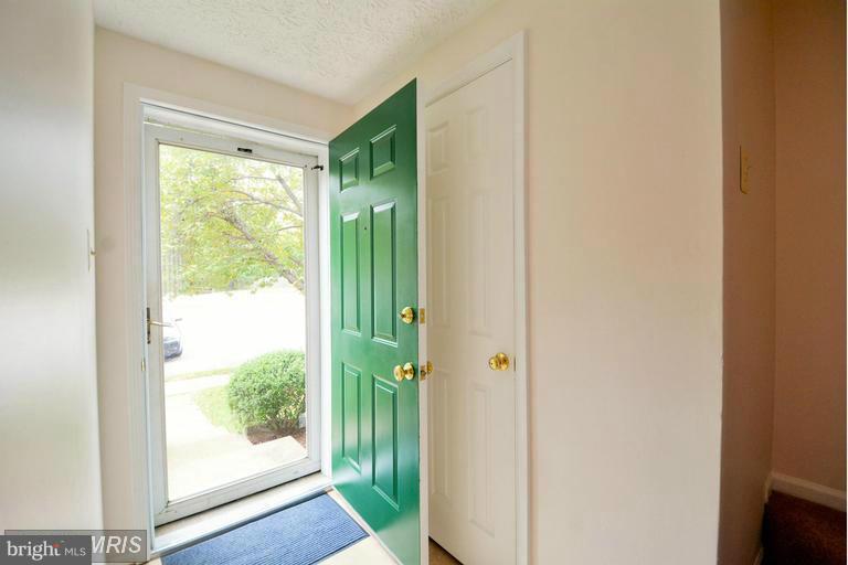 VILLA DEL REY - Residential Lease