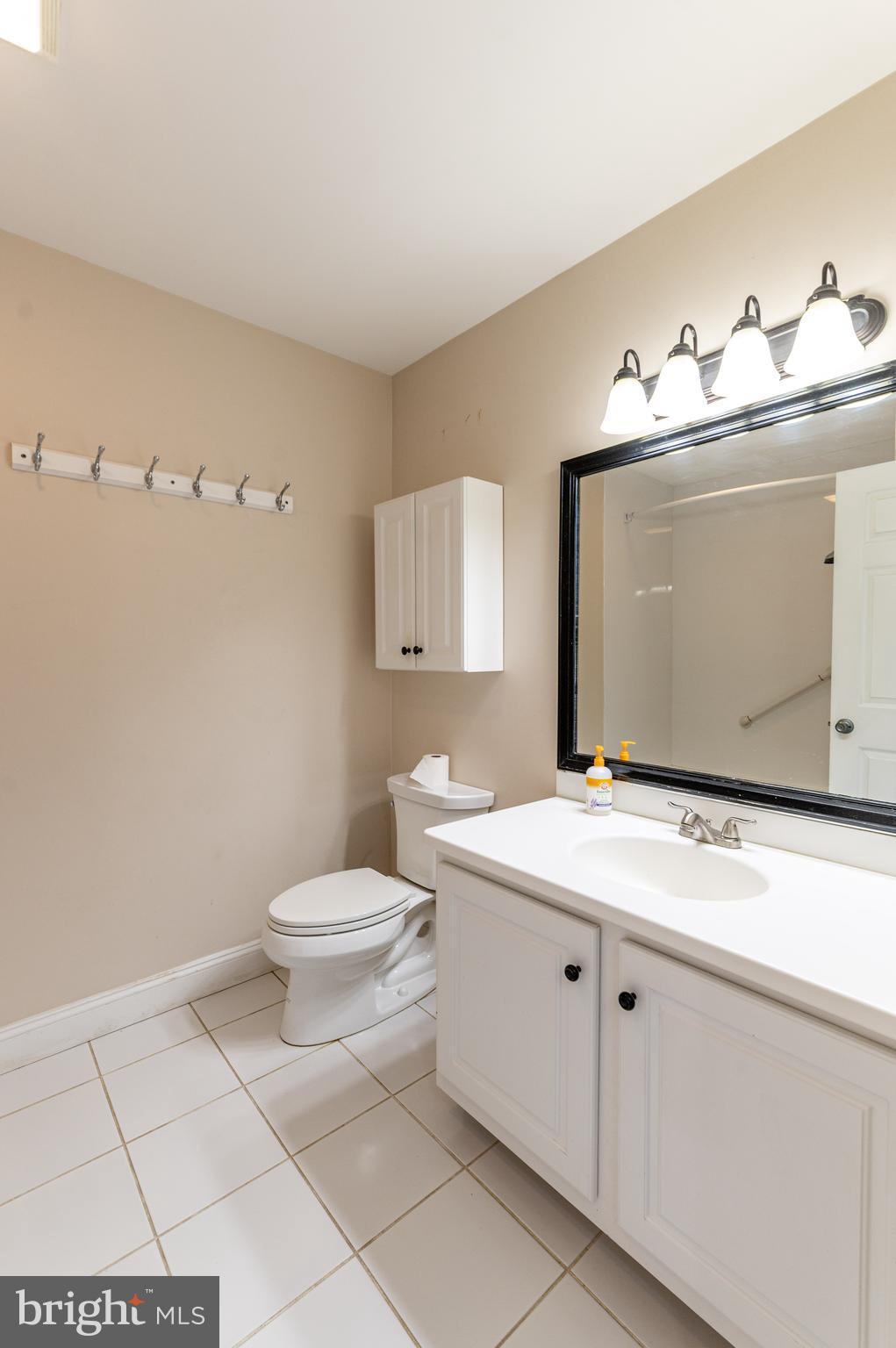 VICTORIA SQUARE - Residential