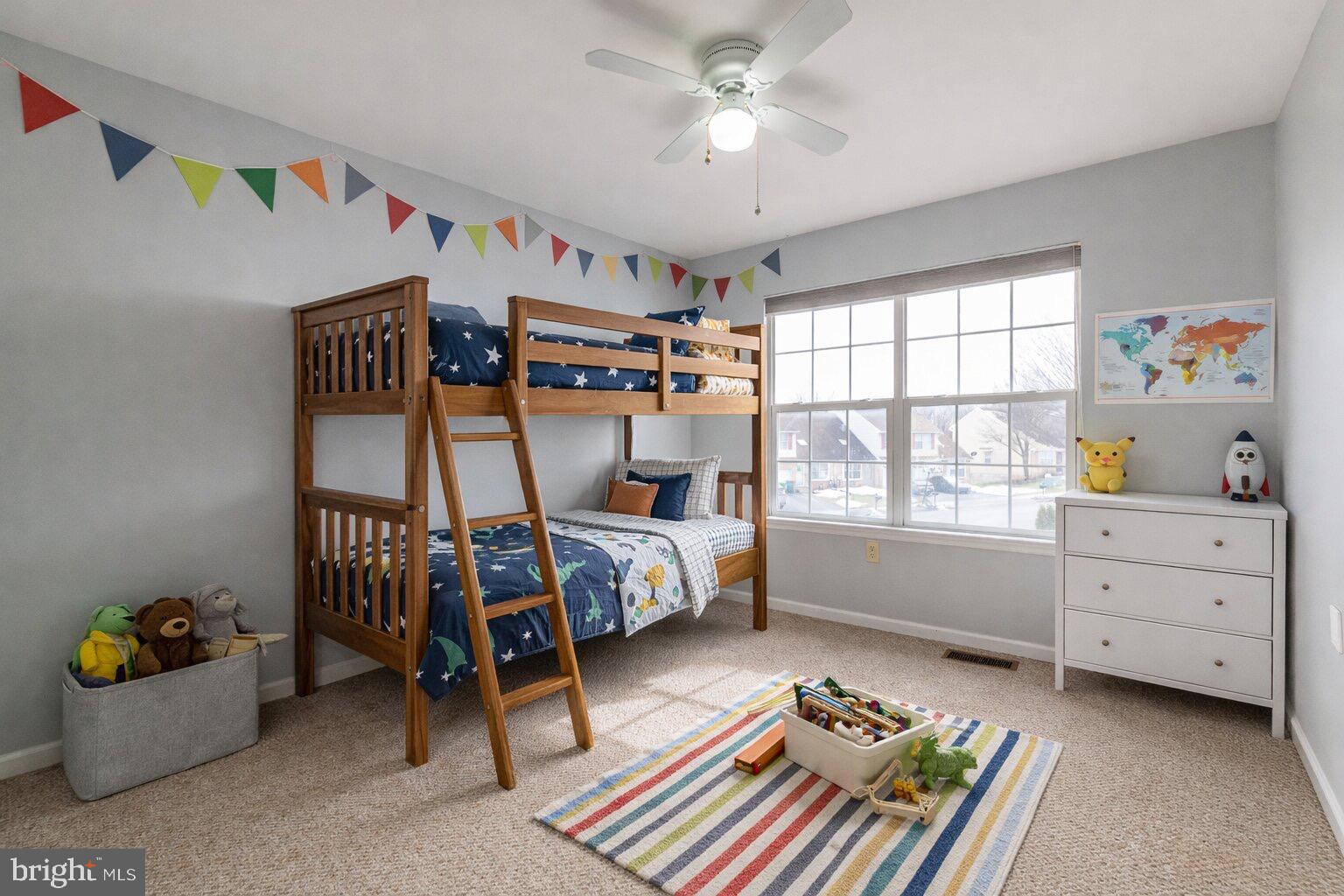 VICTORIA SQUARE - Residential