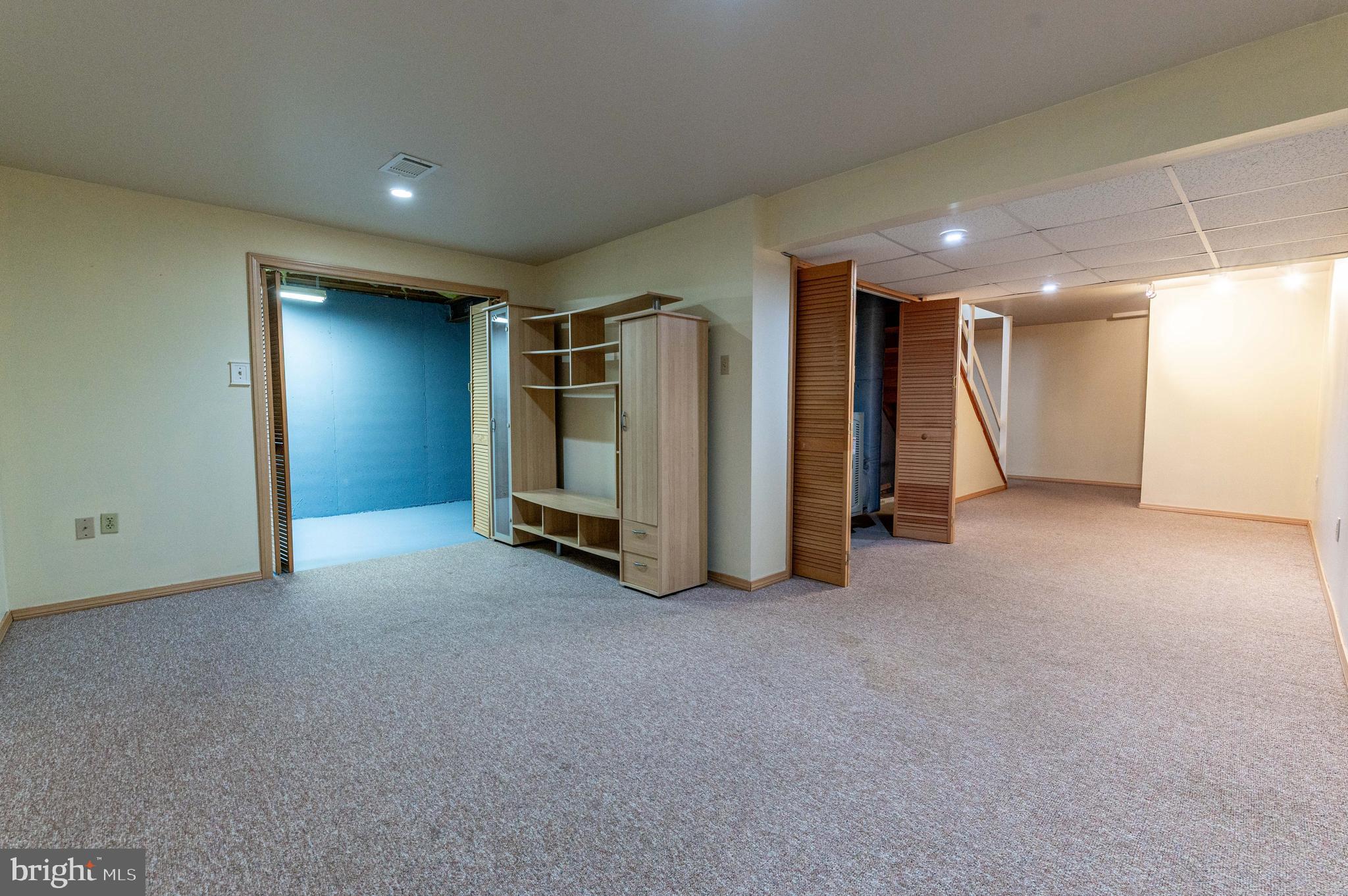 VICTORIA SQUARE - Residential