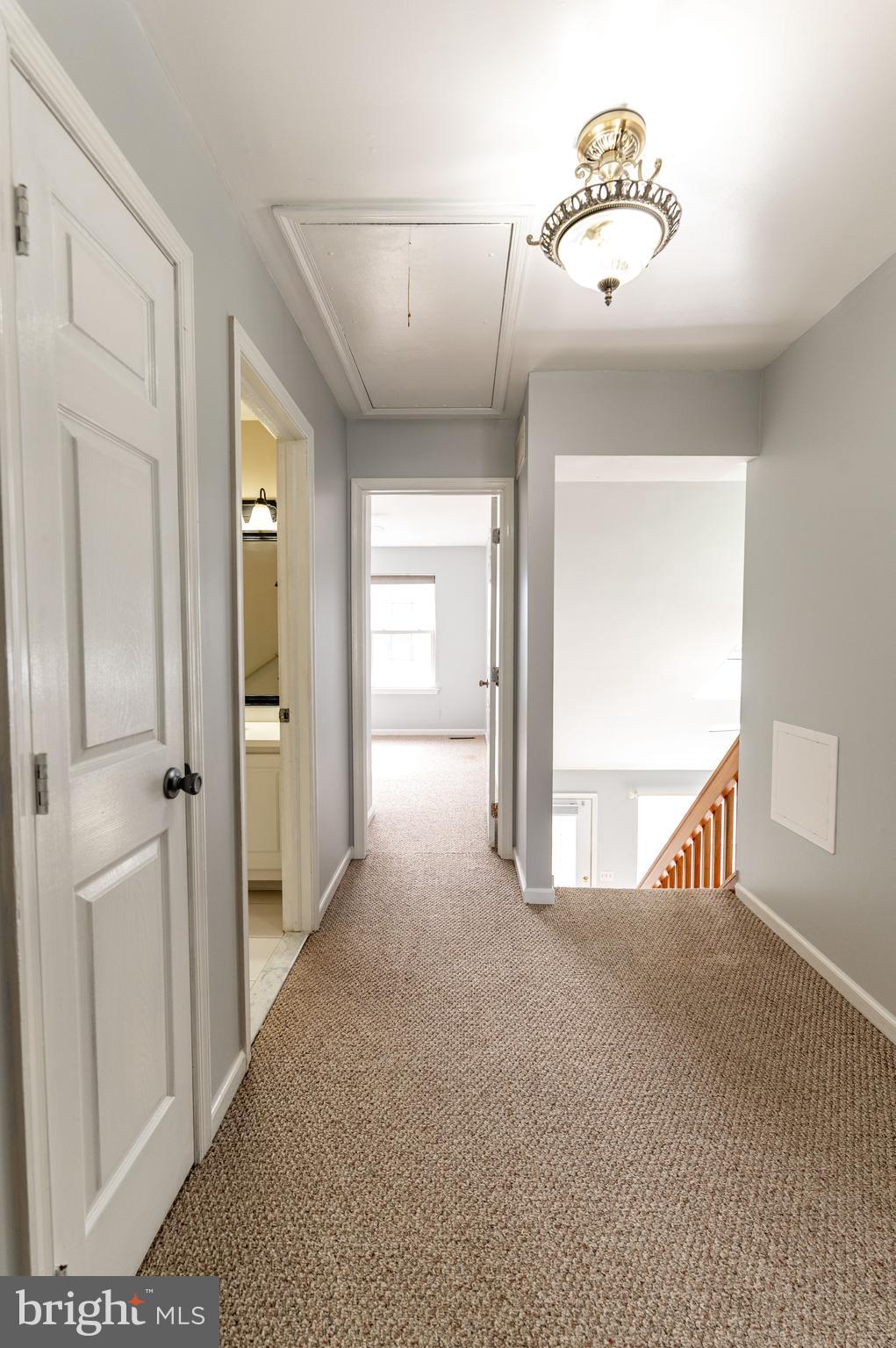 VICTORIA SQUARE - Residential