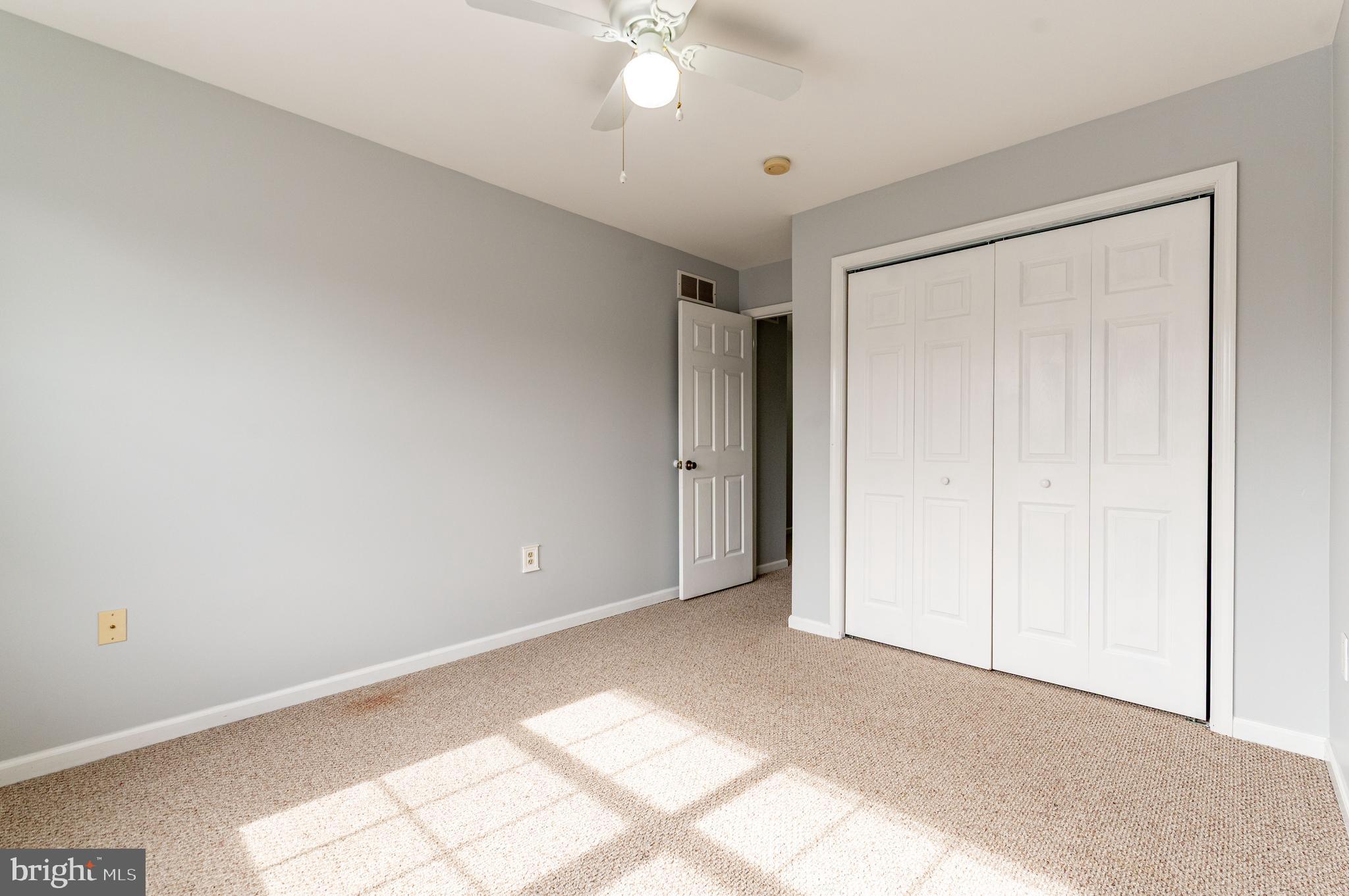 VICTORIA SQUARE - Residential