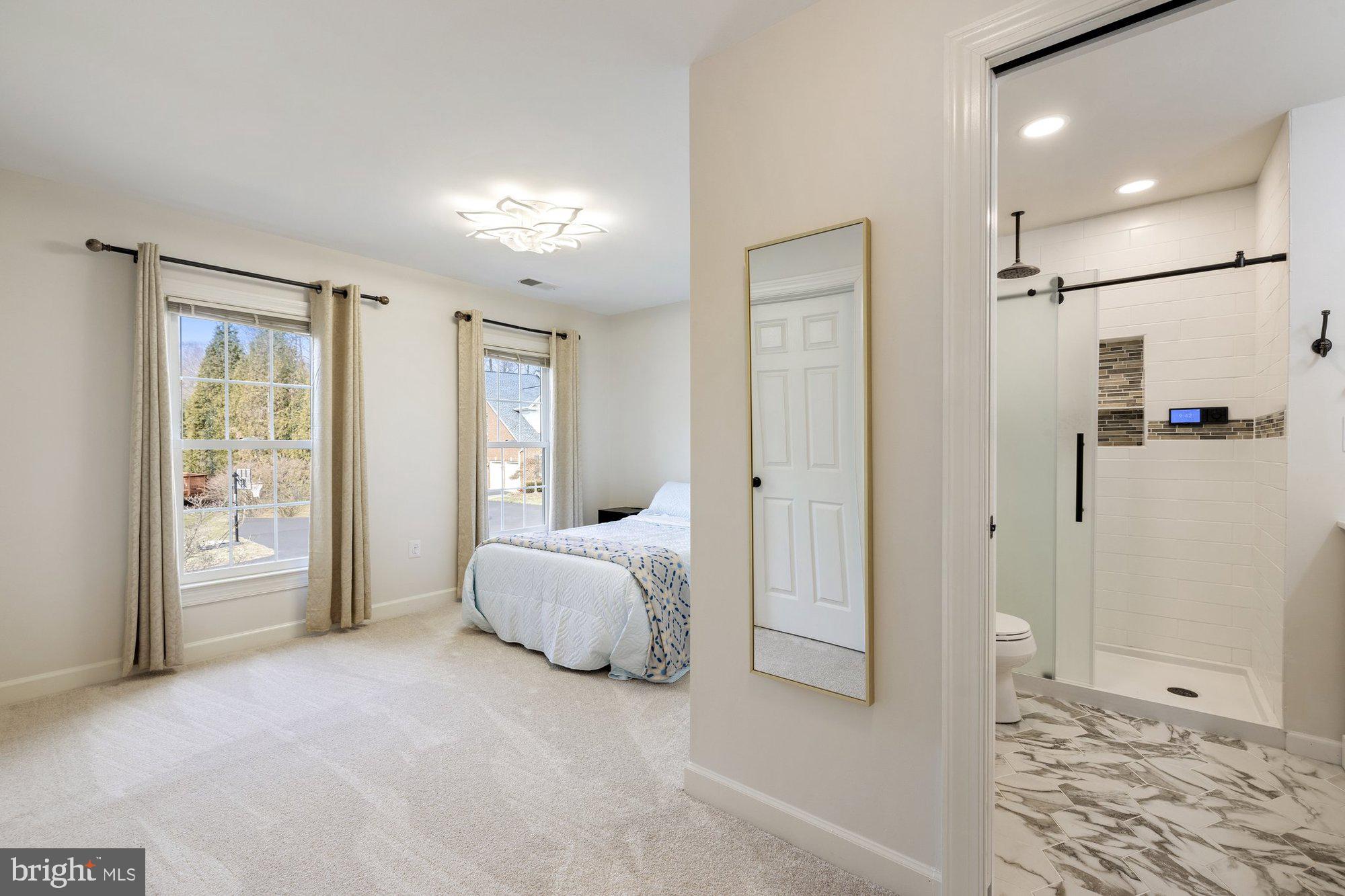 MANORS AT WOLF TRAP - Residential